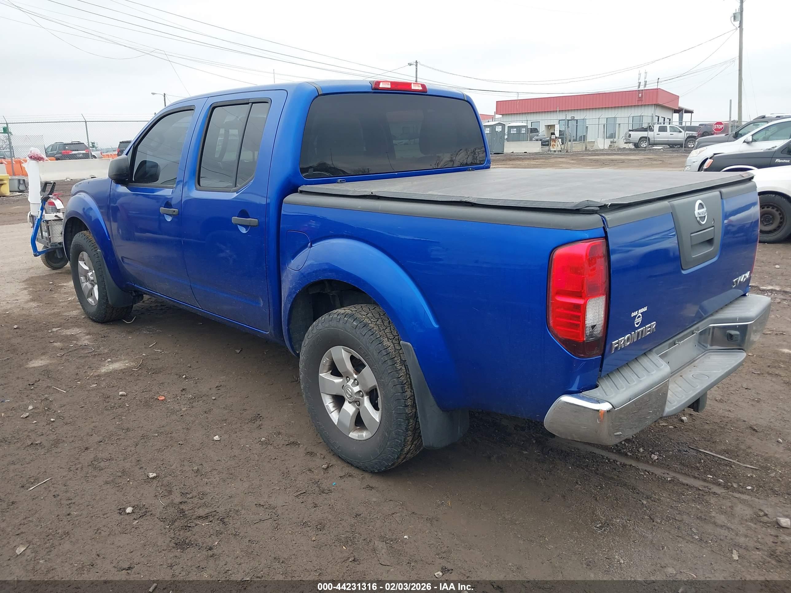 NISSAN FRONTIER image 3