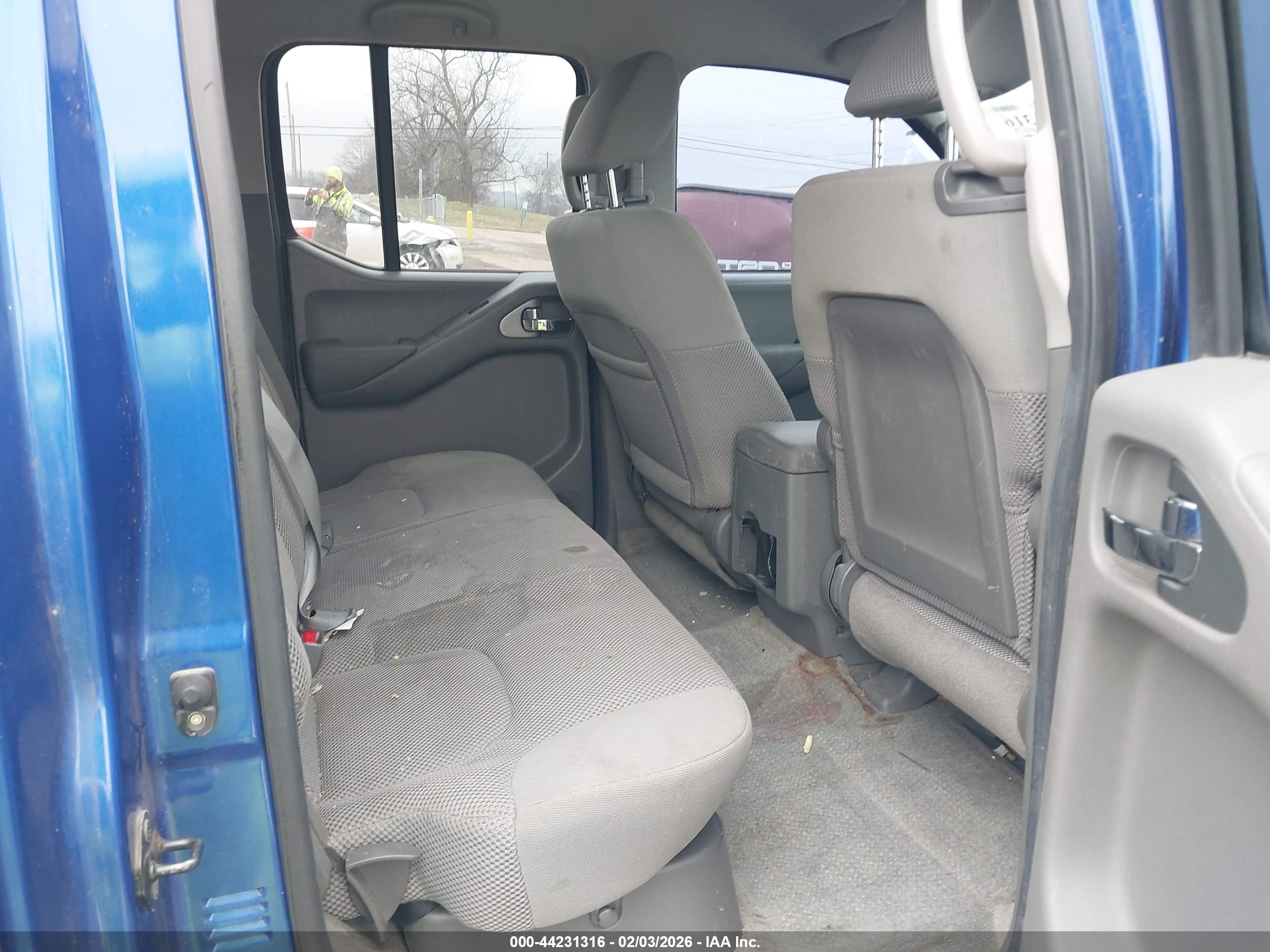 NISSAN FRONTIER image 8