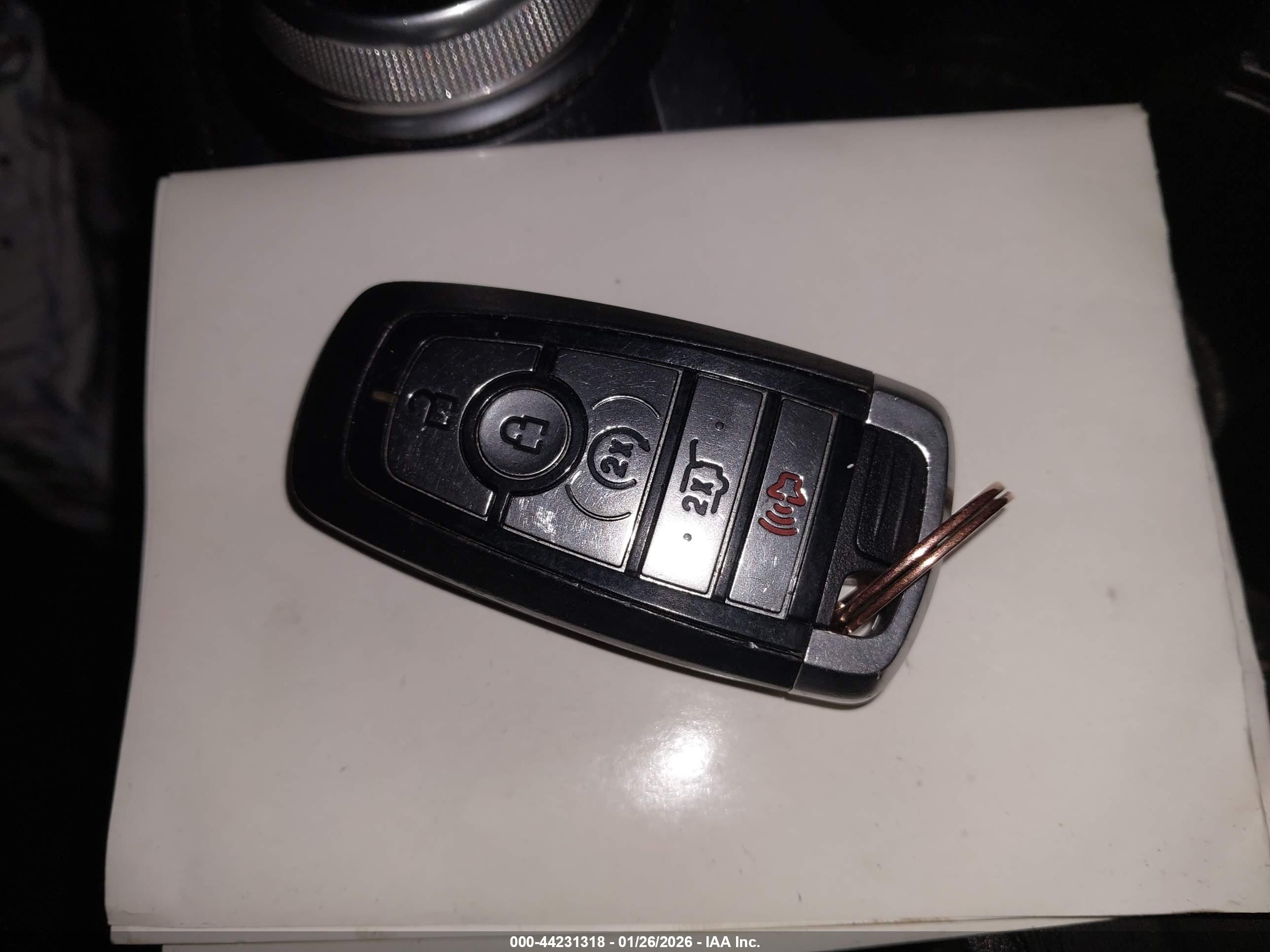 FORD ESCAPE image 11