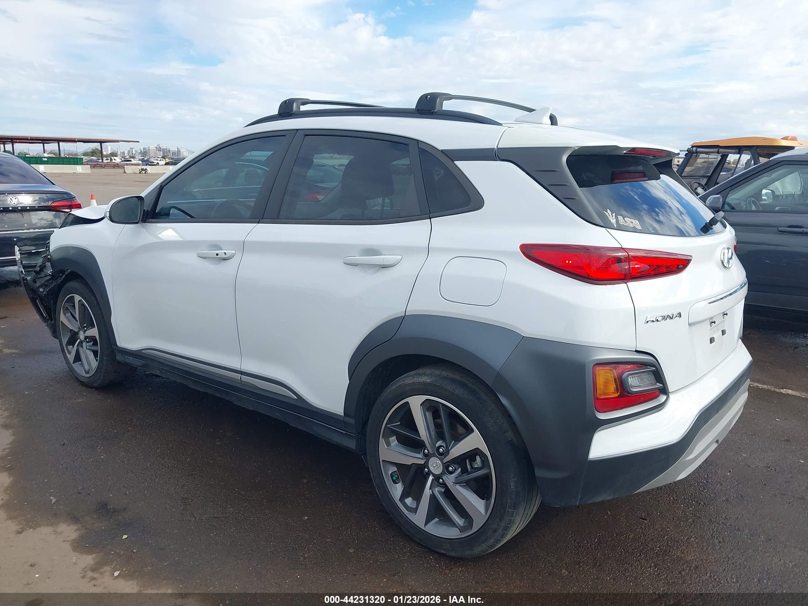 HYUNDAI KONA image 3
