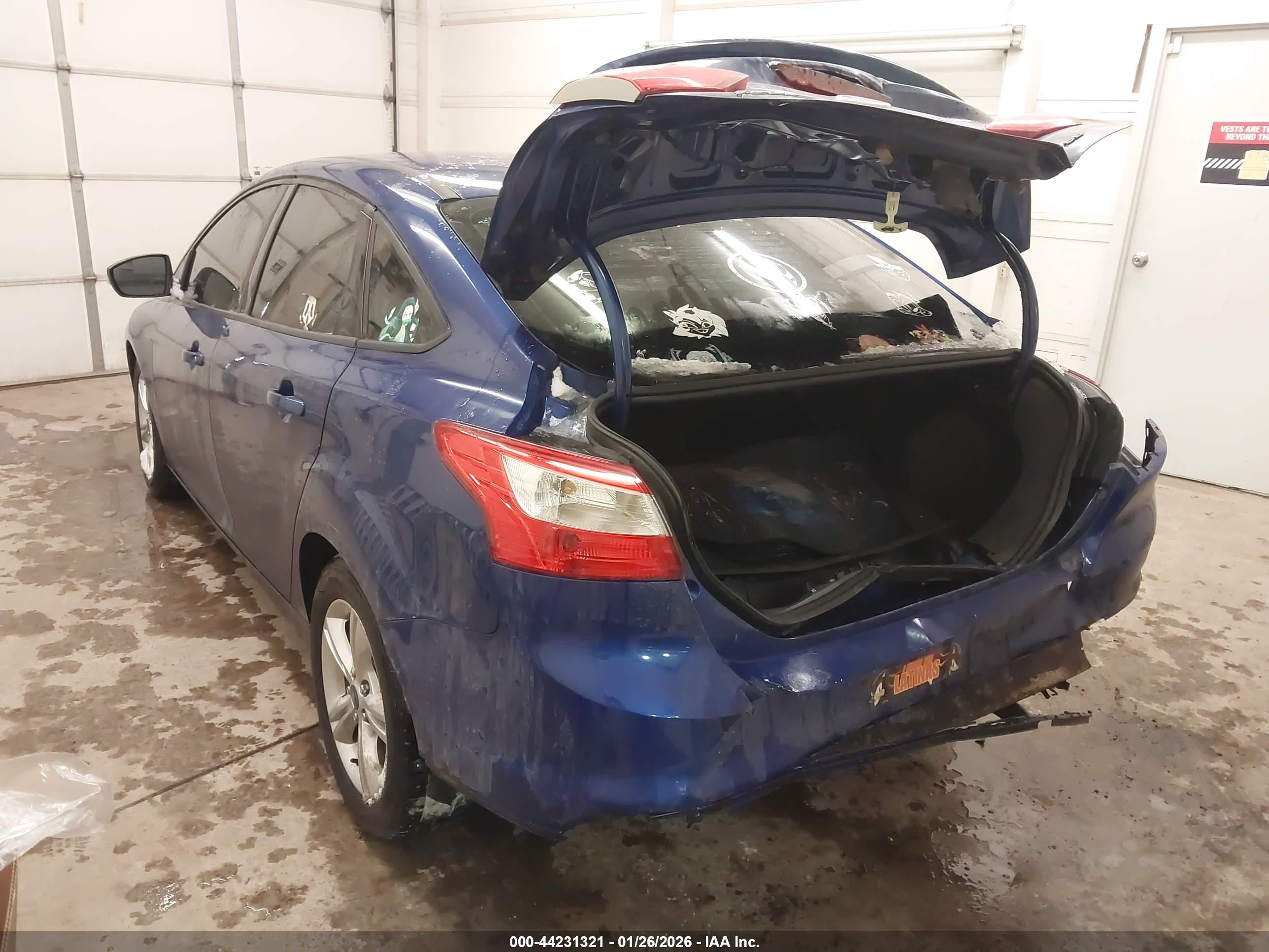 FORD FOCUS image 3