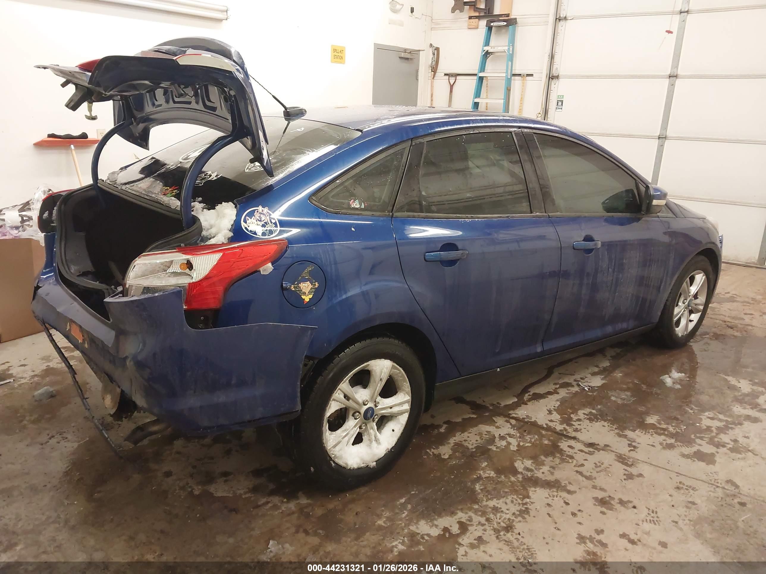 FORD FOCUS image 4