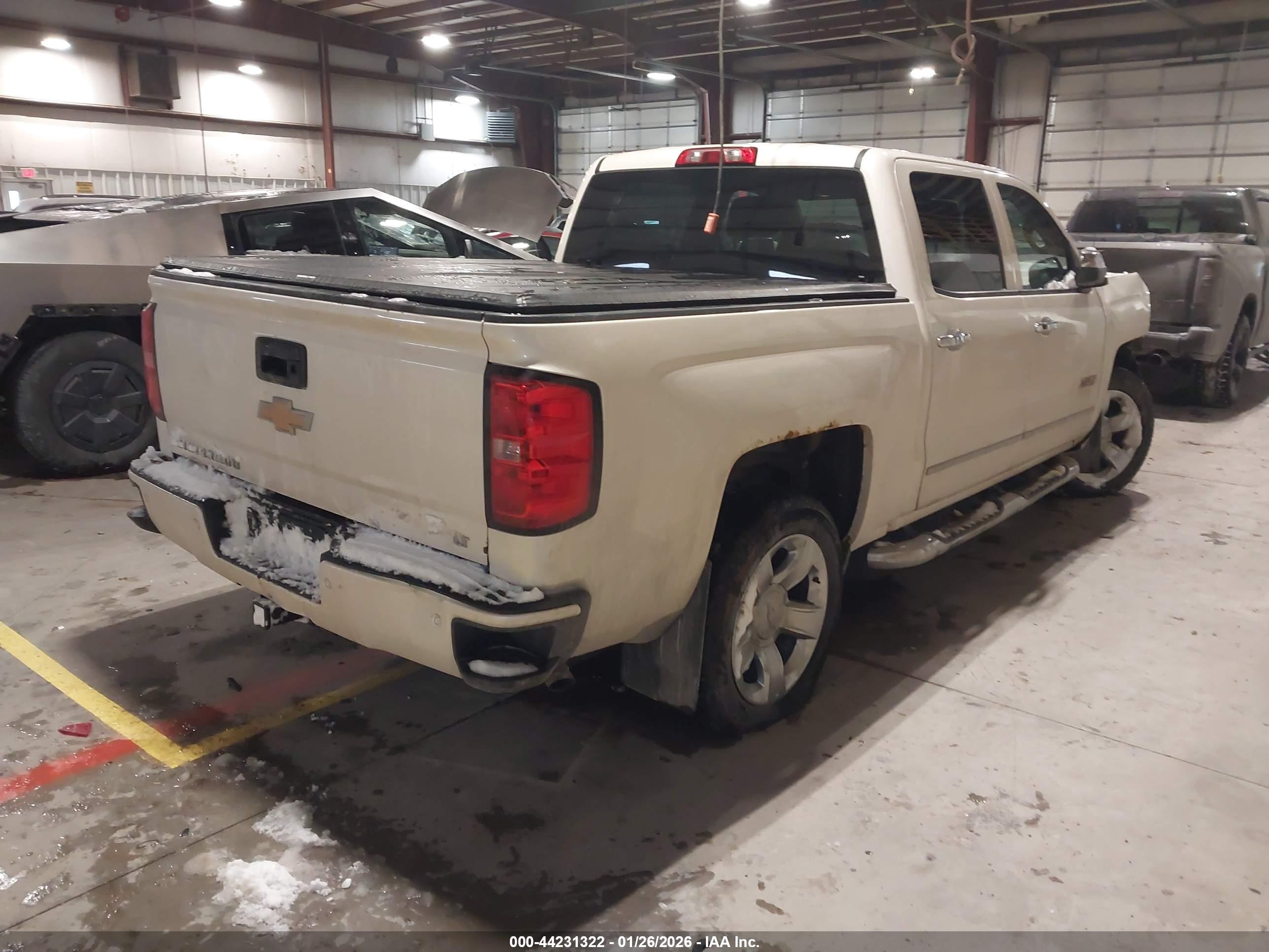 CHEVROLET SILVERADO image 4