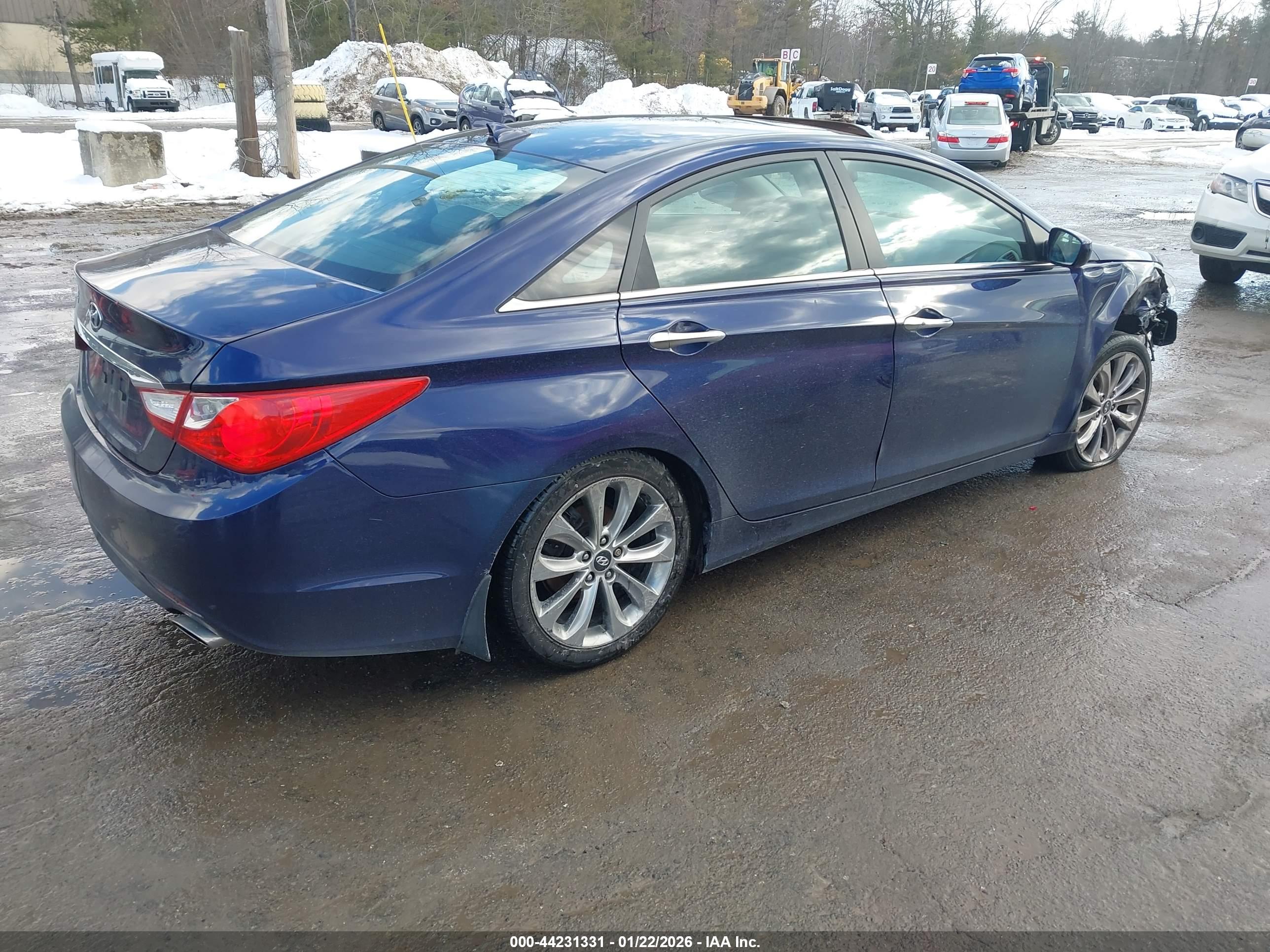 HYUNDAI SONATA image 4
