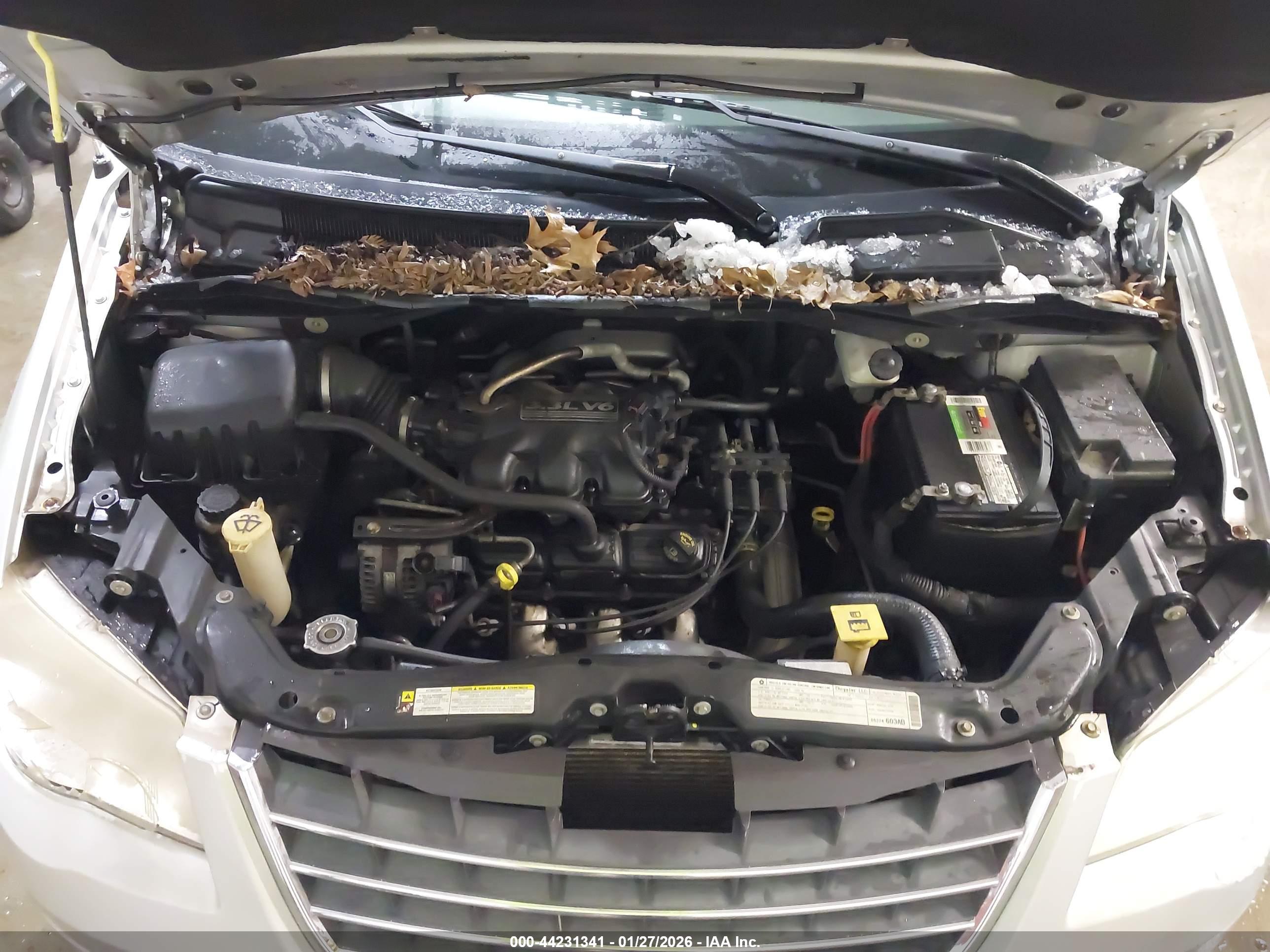 CHRYSLER TOWN image 10
