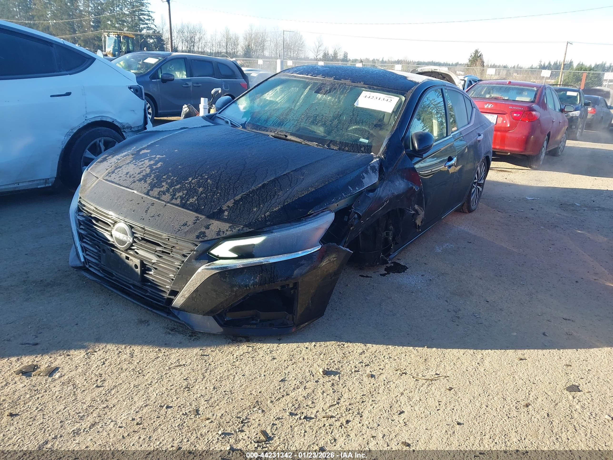 NISSAN ALTIMA image 2