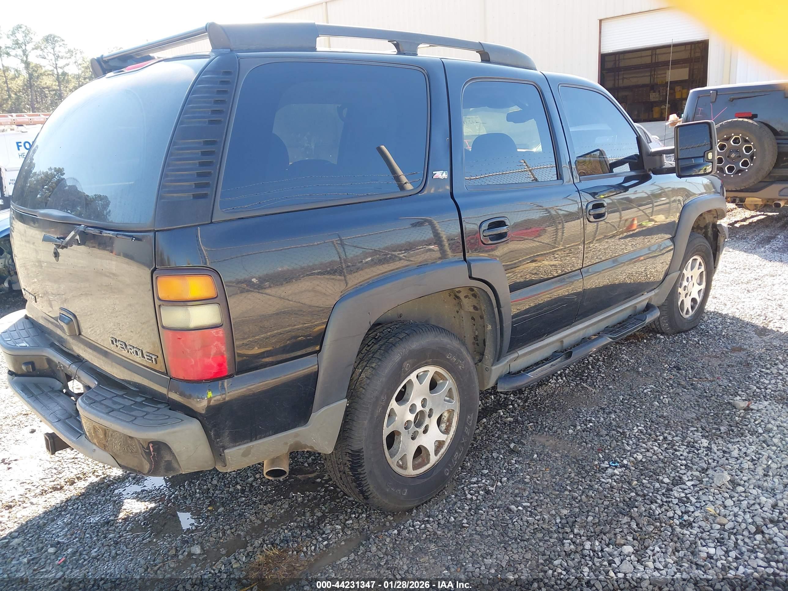 CHEVROLET TAHOE image 4