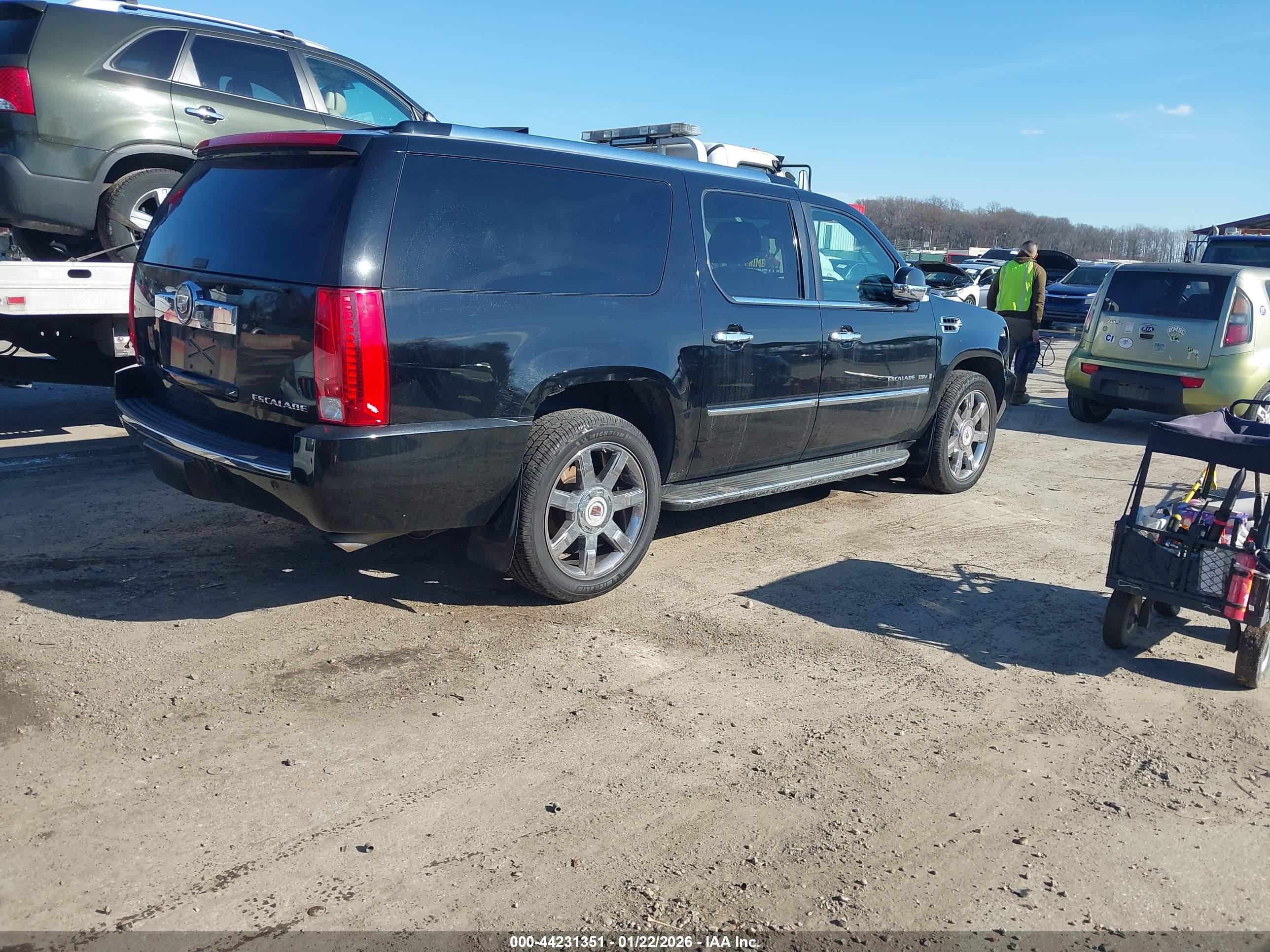 CADILLAC ESCALADE image 4