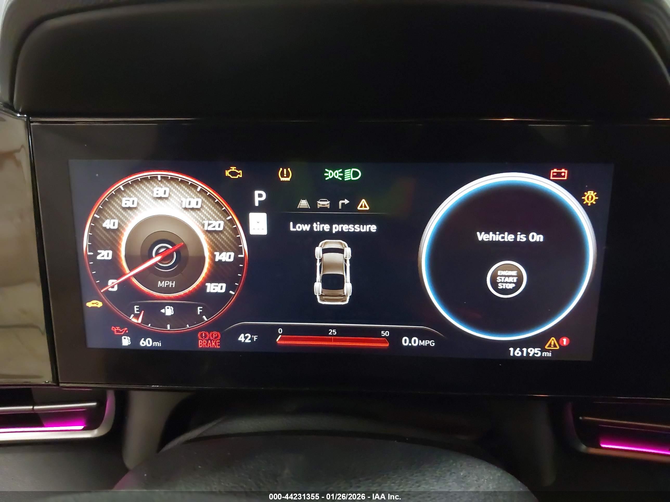 HYUNDAI ELANTRA image 7