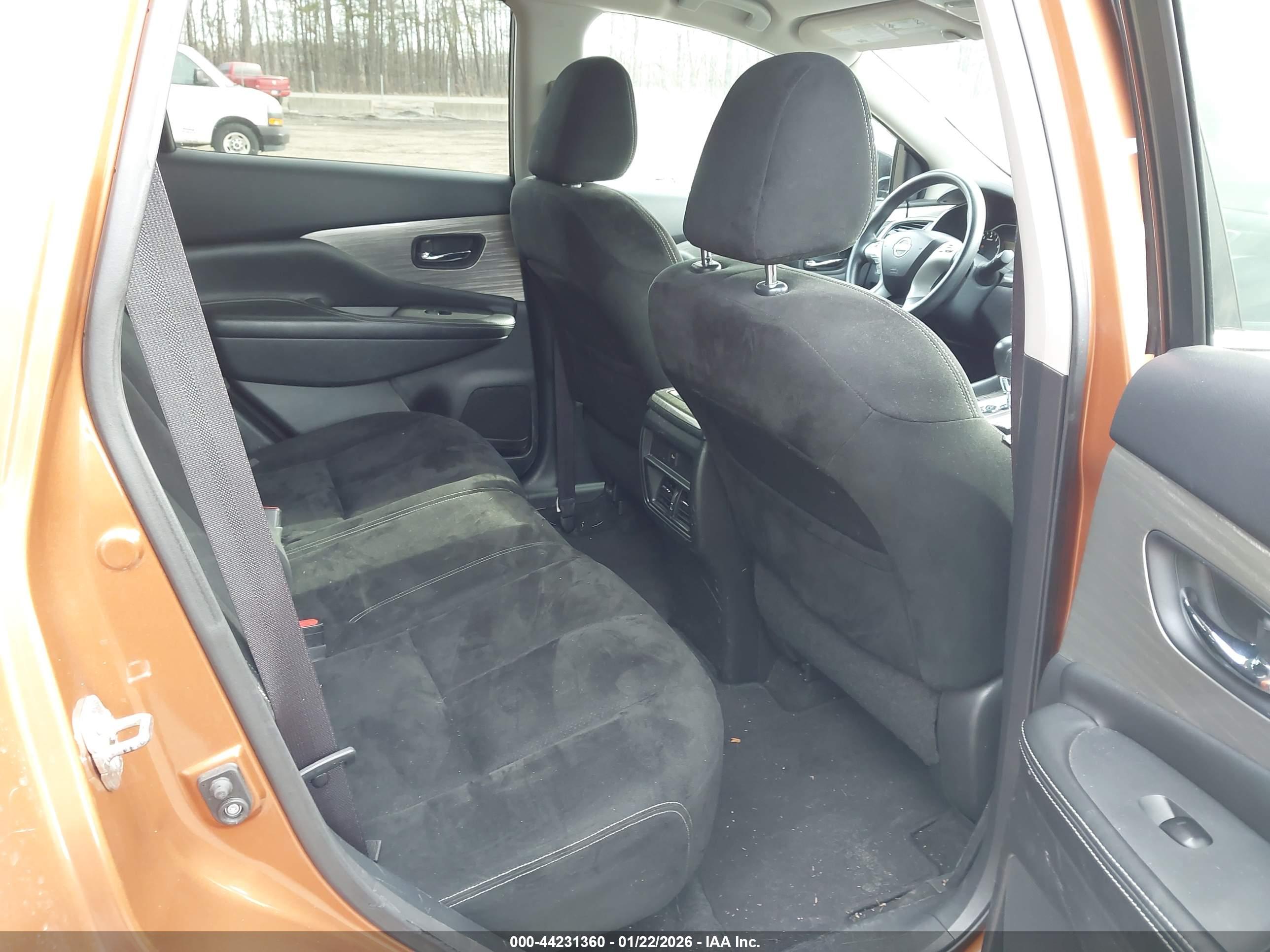 NISSAN MURANO image 8