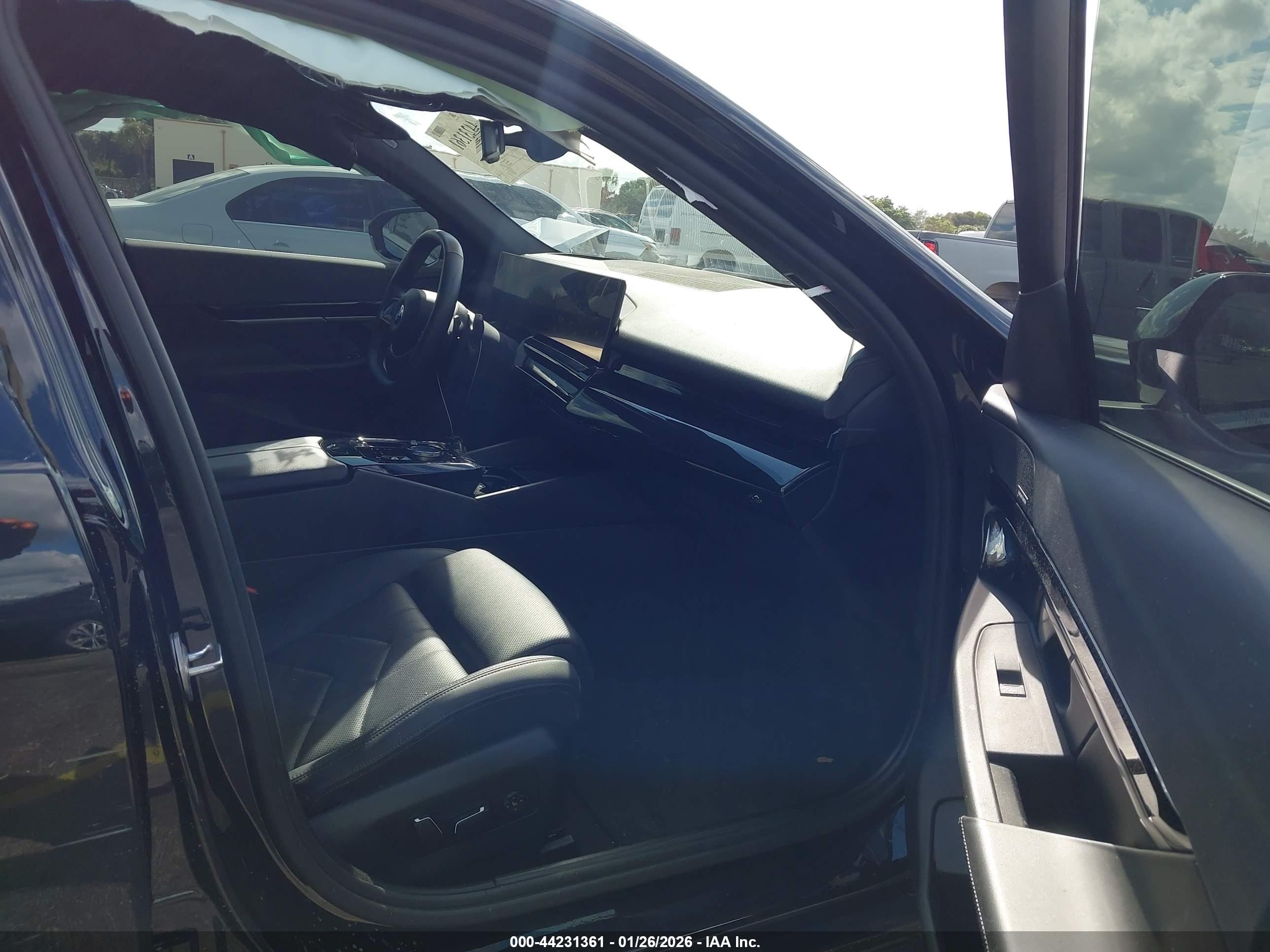 BMW 530I image 5