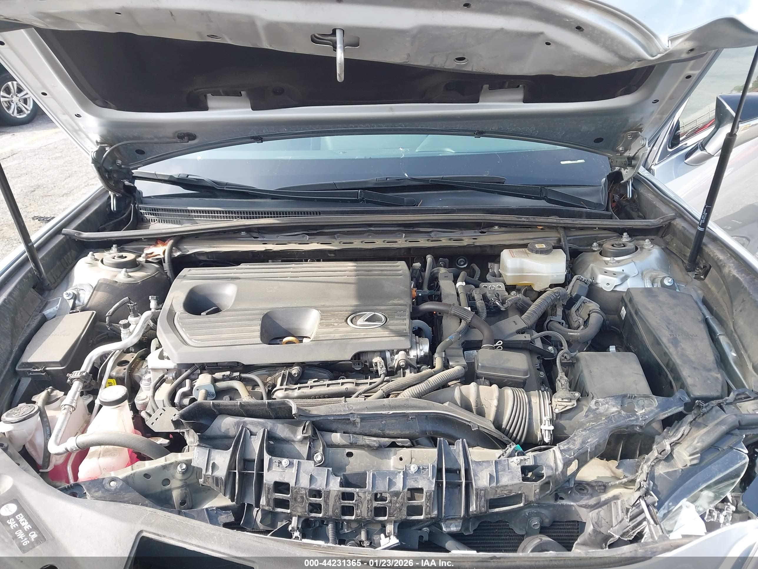 LEXUS ES image 10
