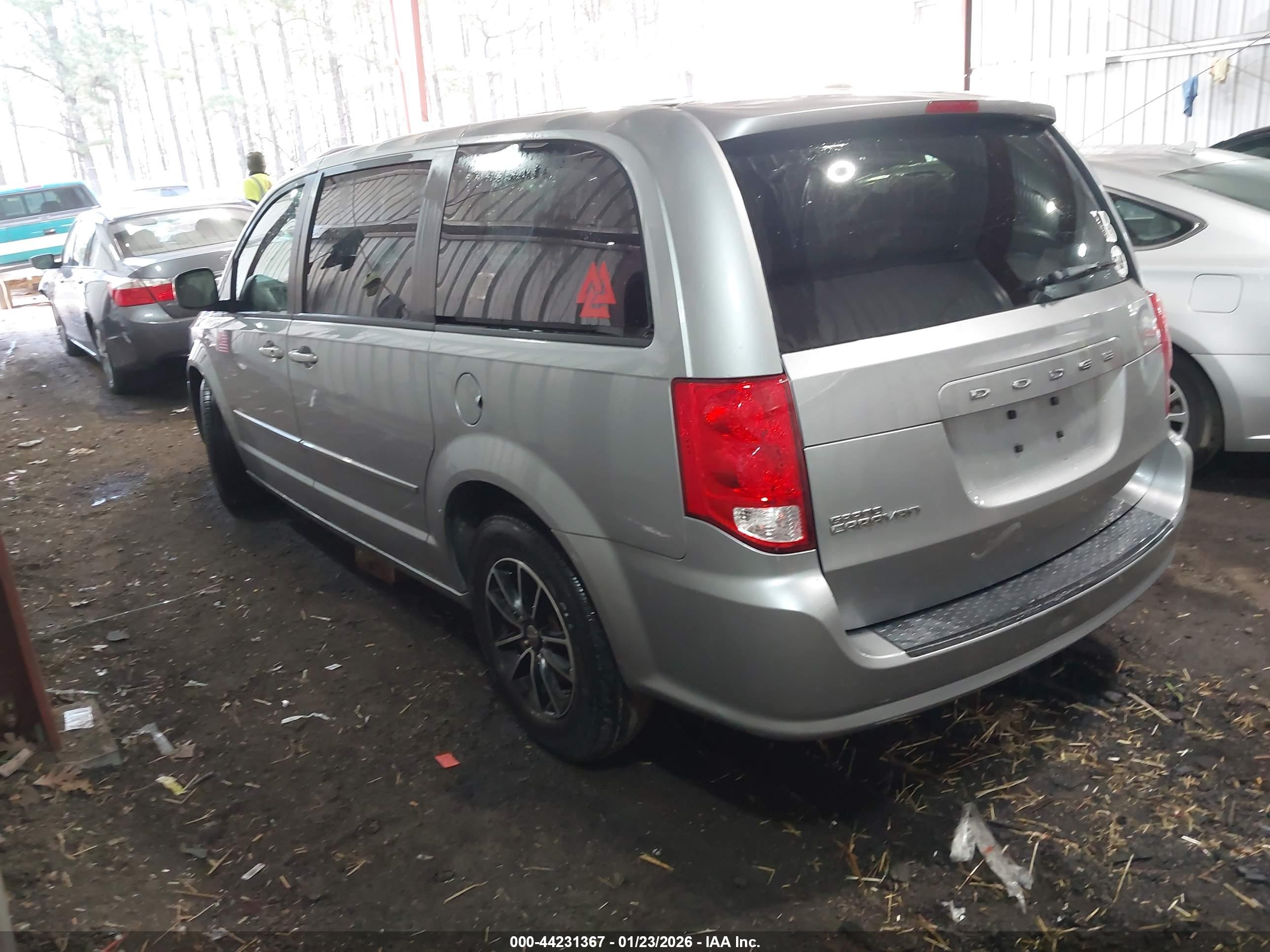 DODGE GRAND image 3