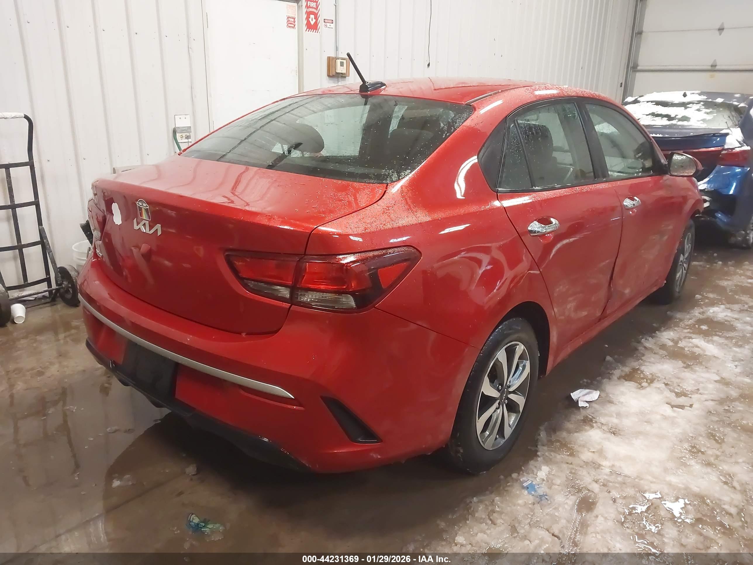 KIA RIO image 4