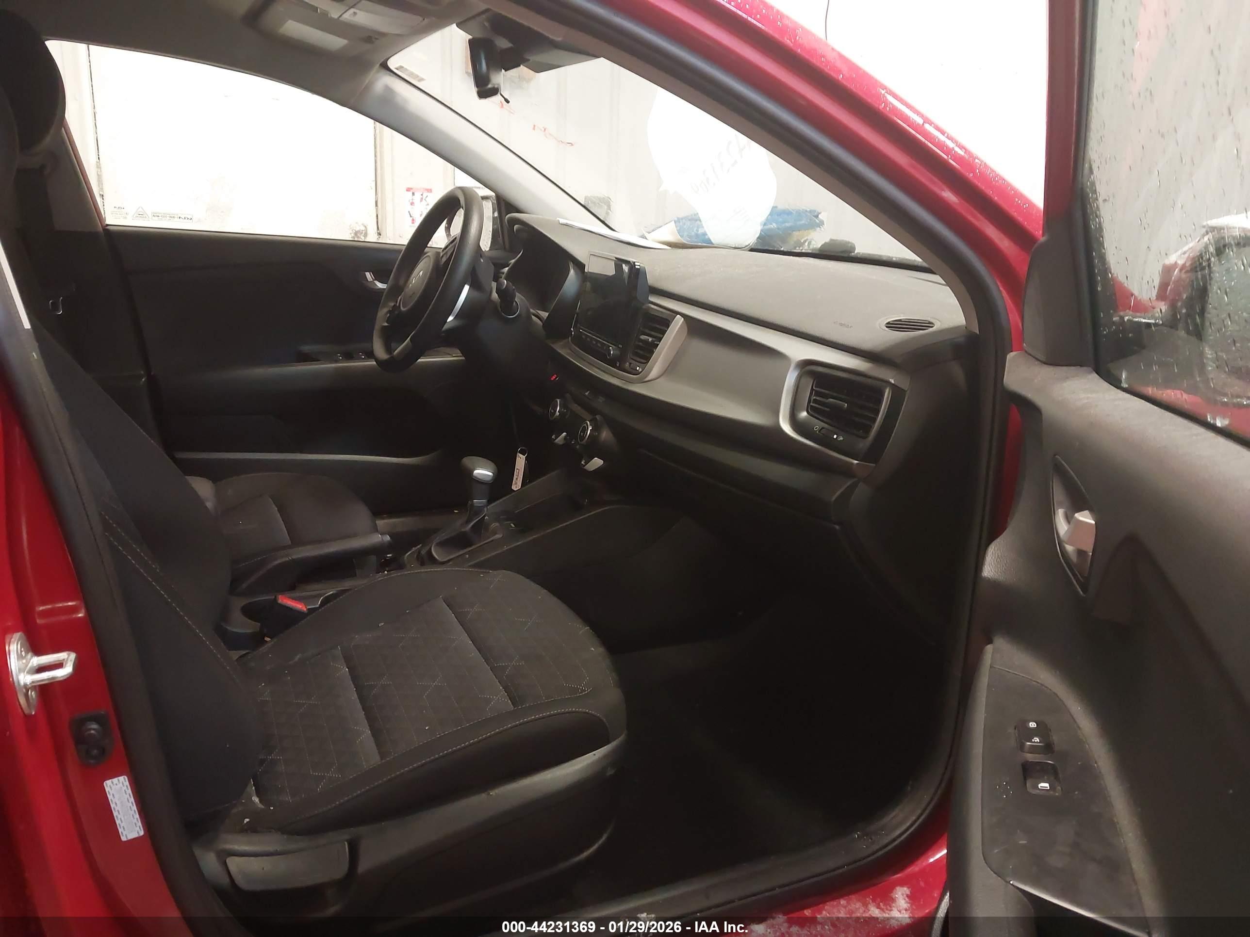 KIA RIO image 5