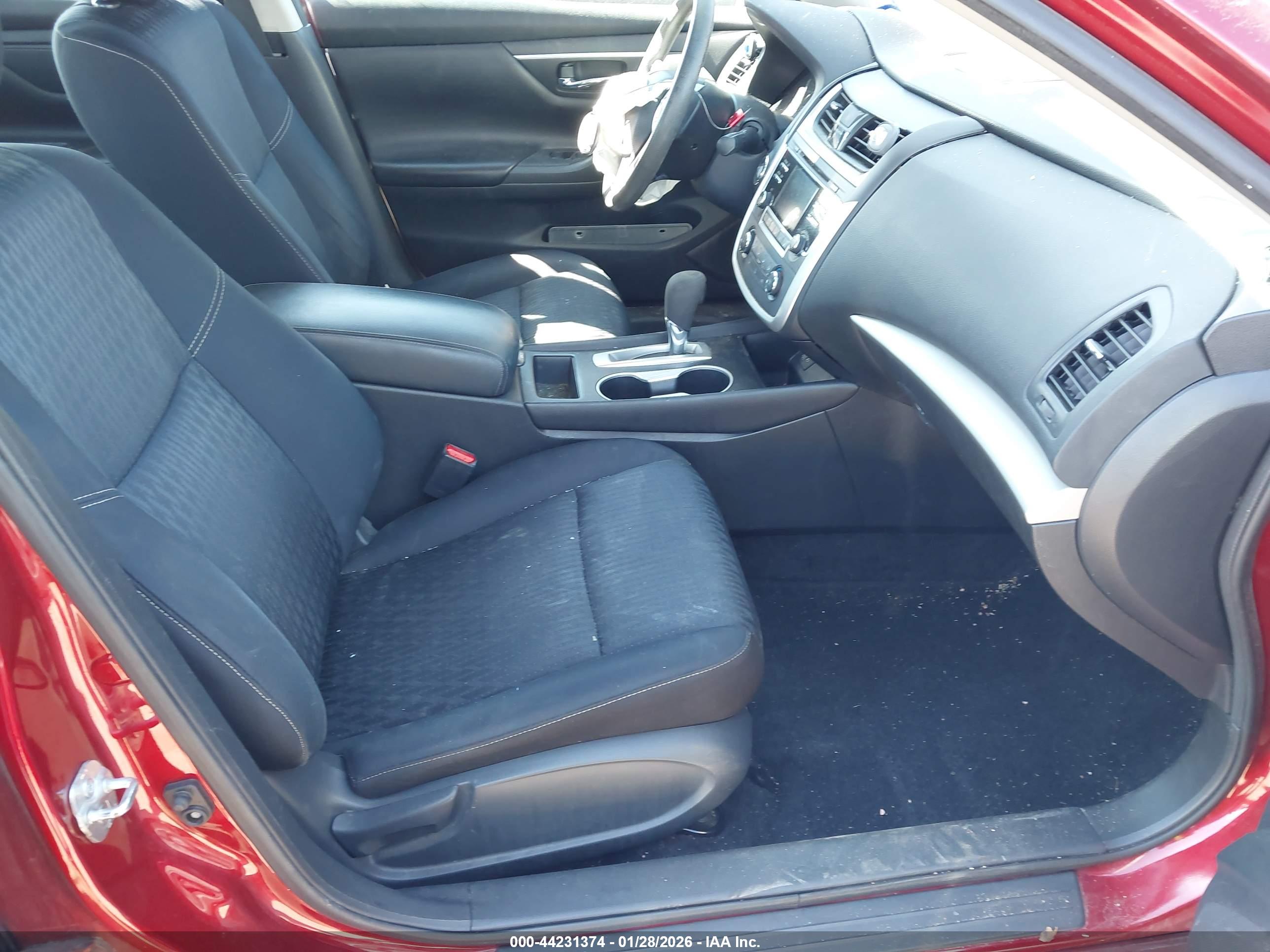 NISSAN ALTIMA image 5