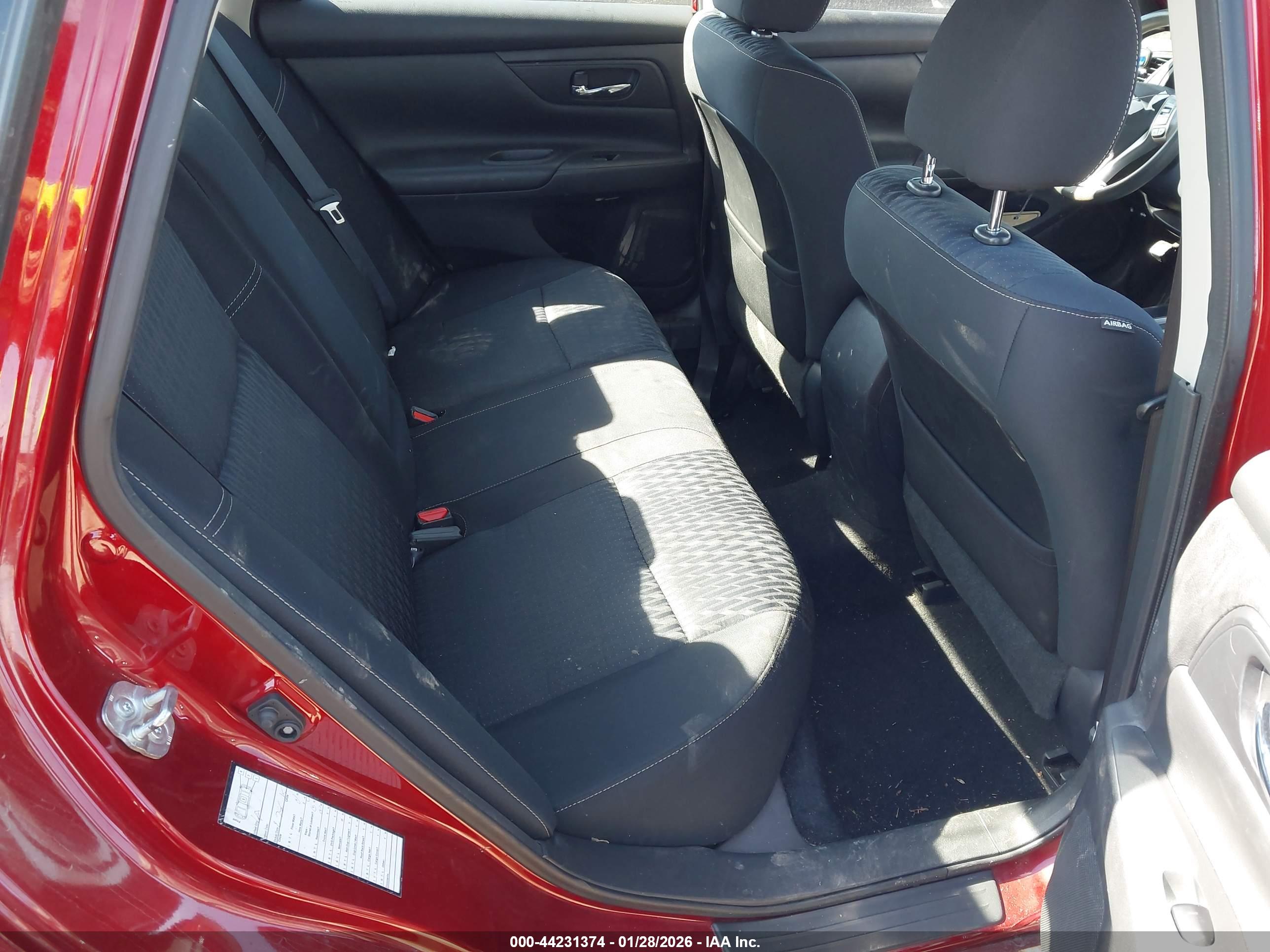 NISSAN ALTIMA image 8