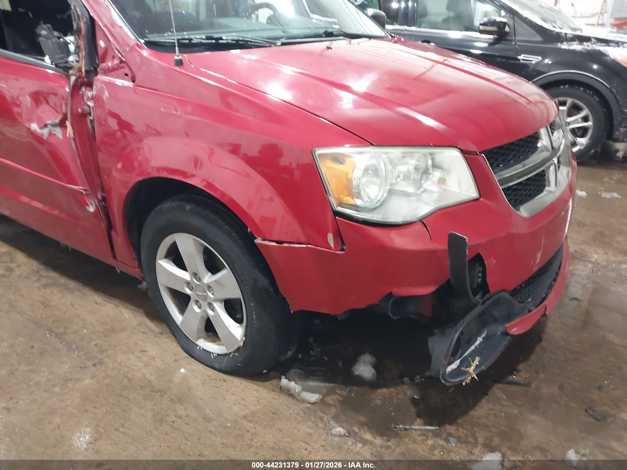 DODGE GRAND image 6