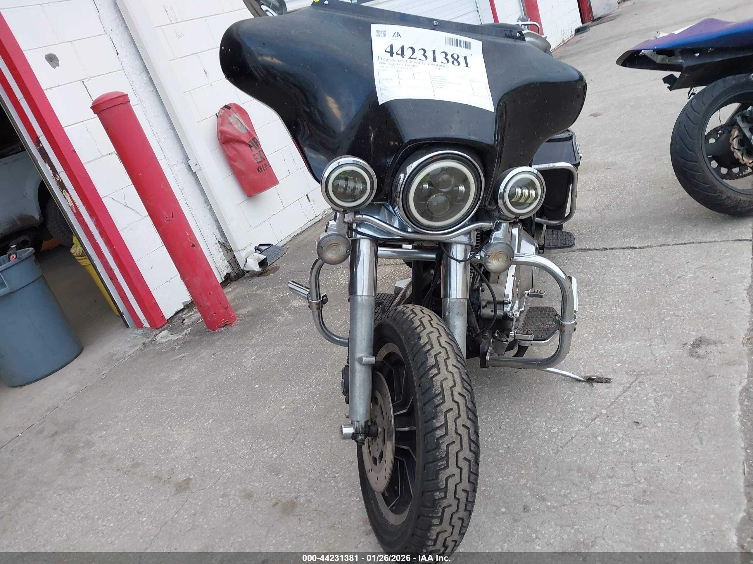 HARLEY-DAVIDSON FLHT image 5