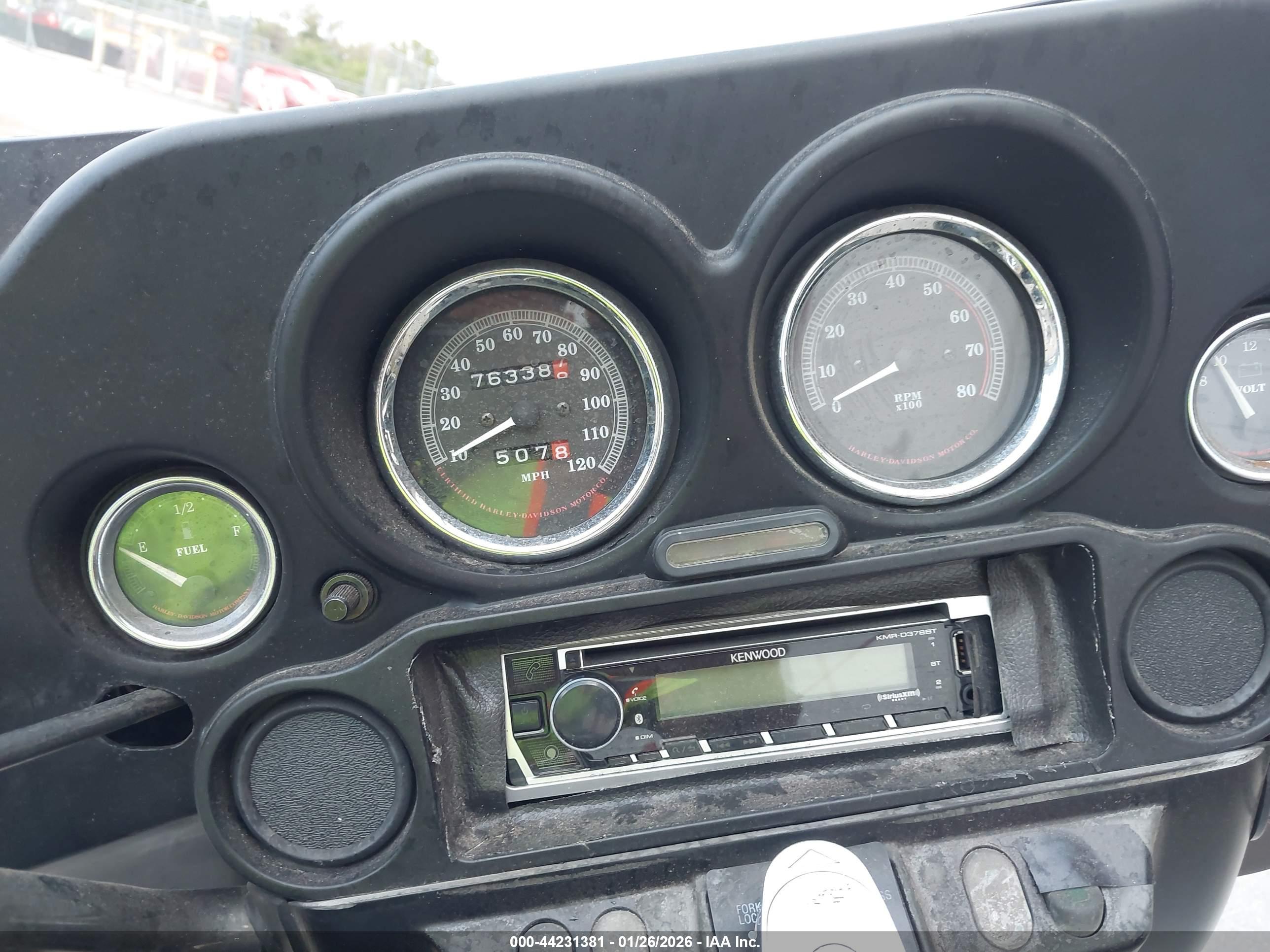 HARLEY-DAVIDSON FLHT image 7