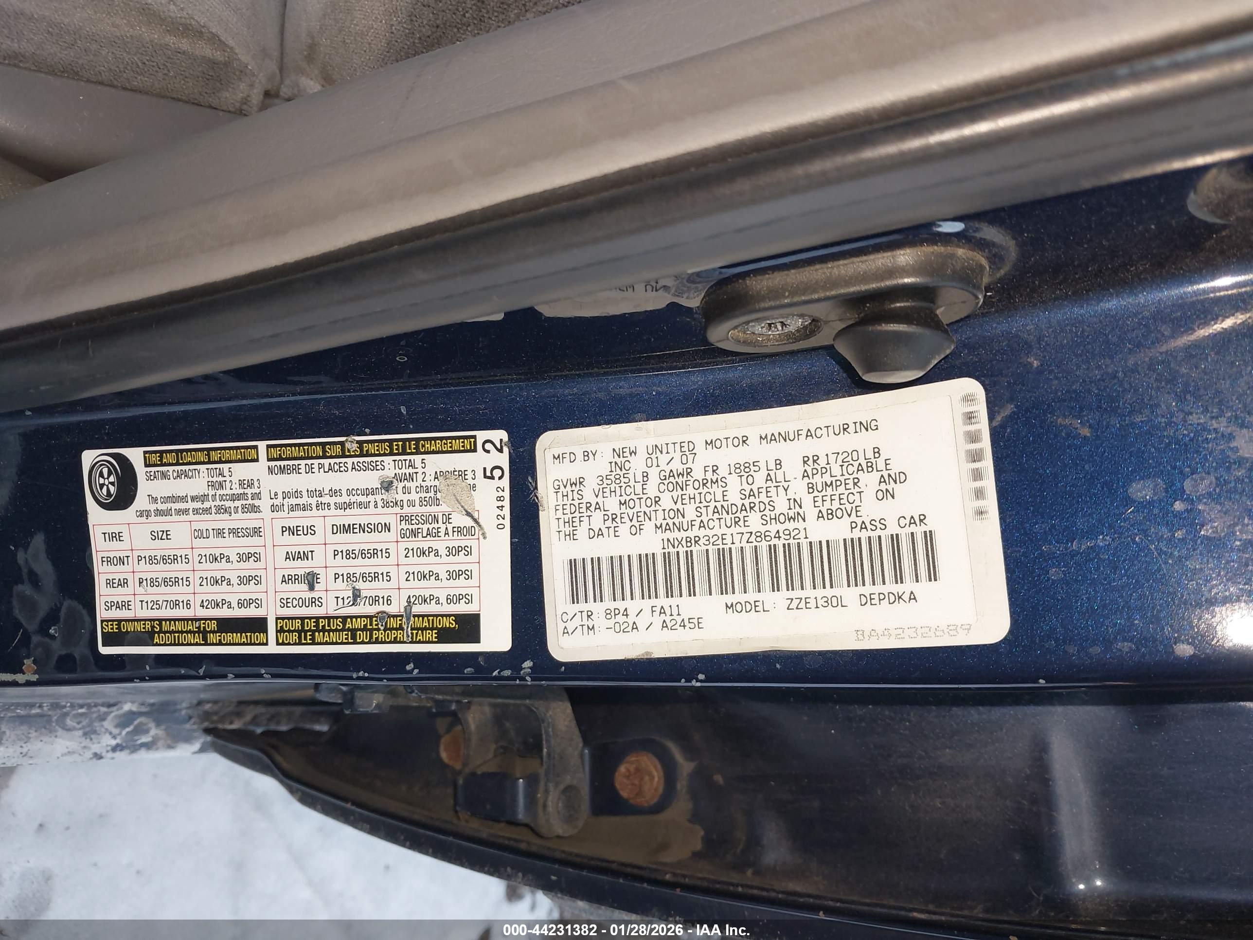 TOYOTA COROLLA image 9
