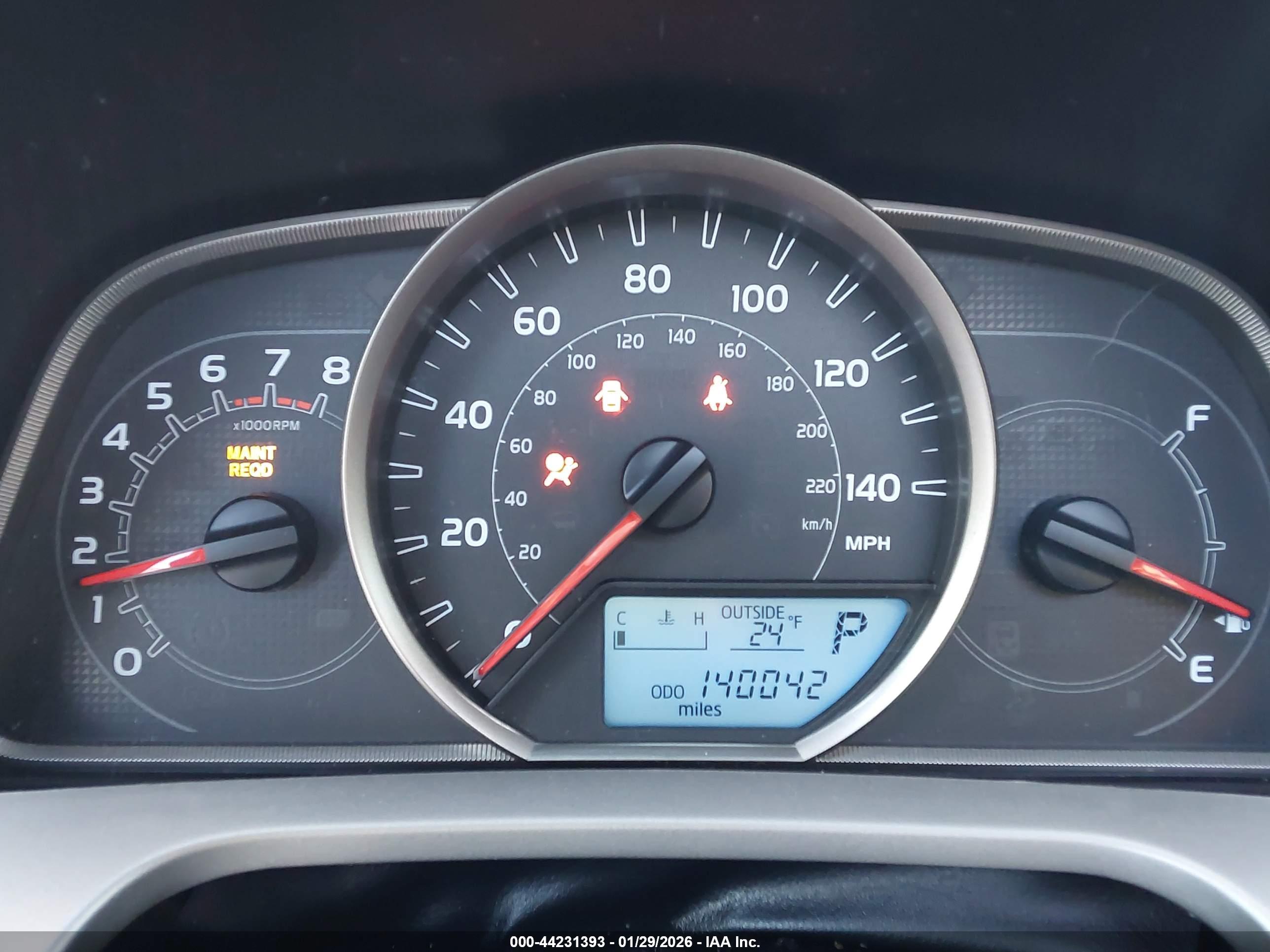 TOYOTA RAV4 image 7