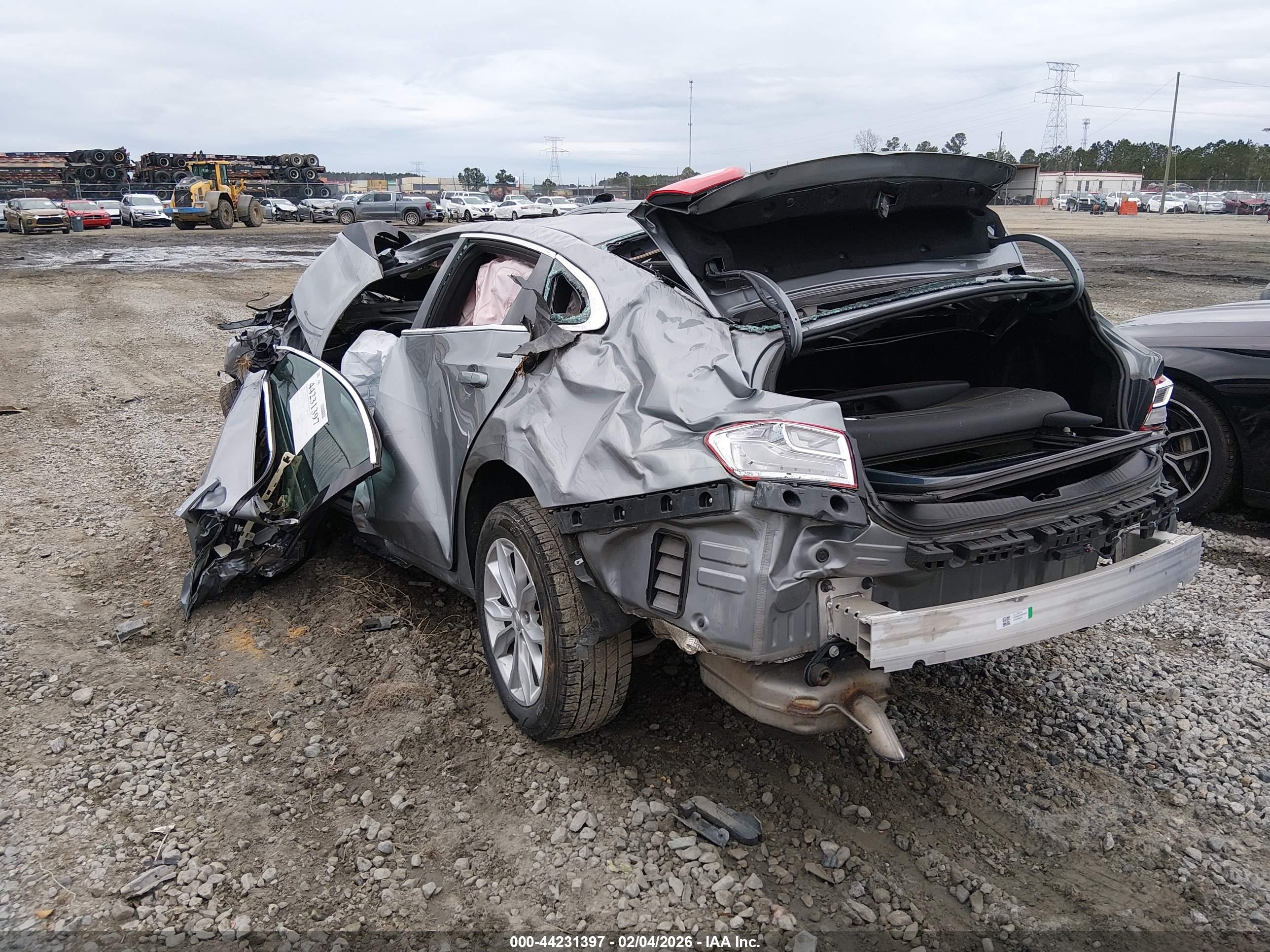 CHEVROLET MALIBU image 3