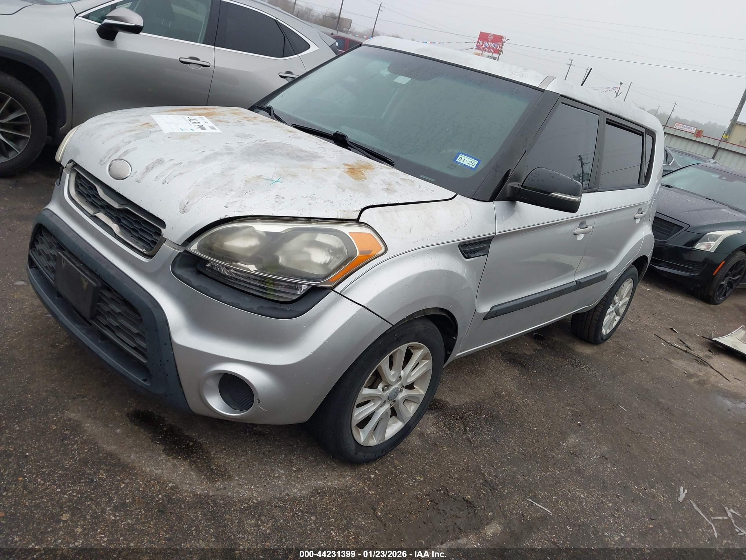 KIA SOUL image 2