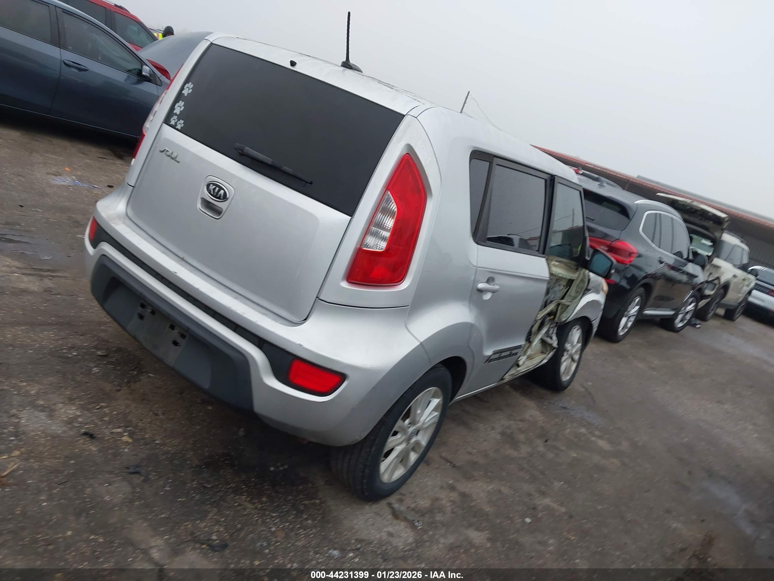 KIA SOUL image 4