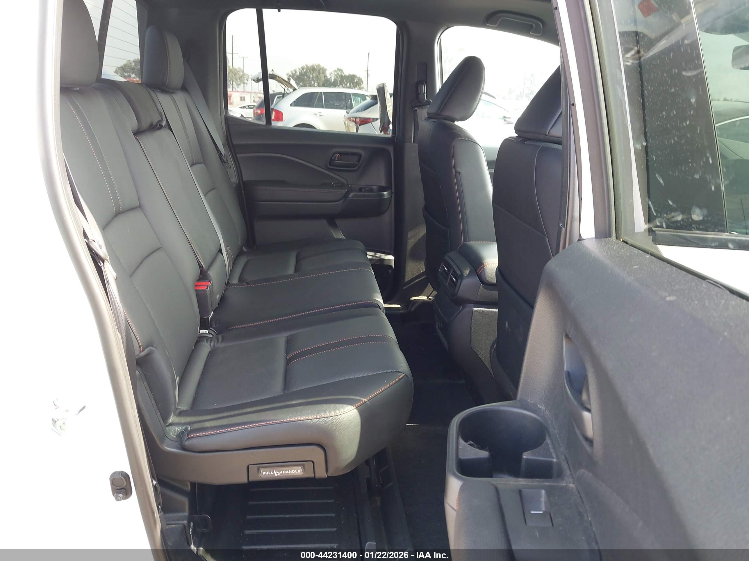 HONDA RIDGELINE image 8