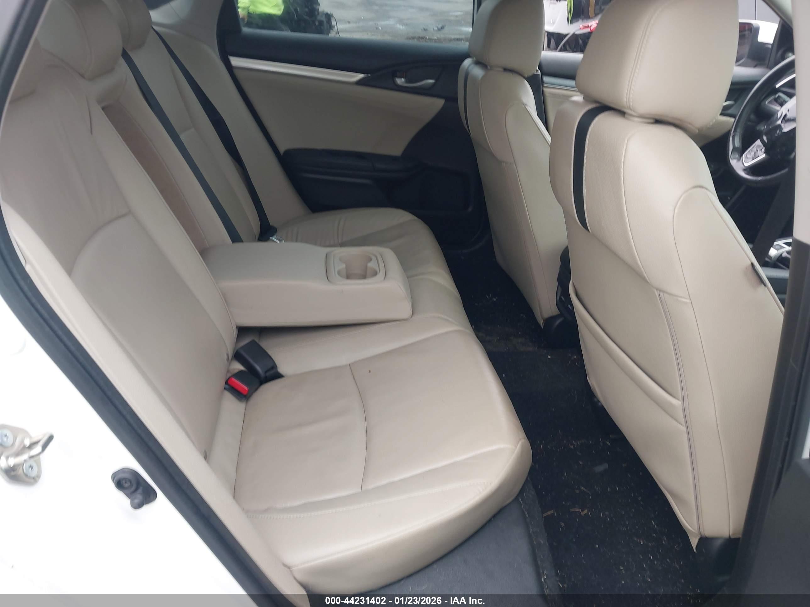 HONDA CIVIC image 8