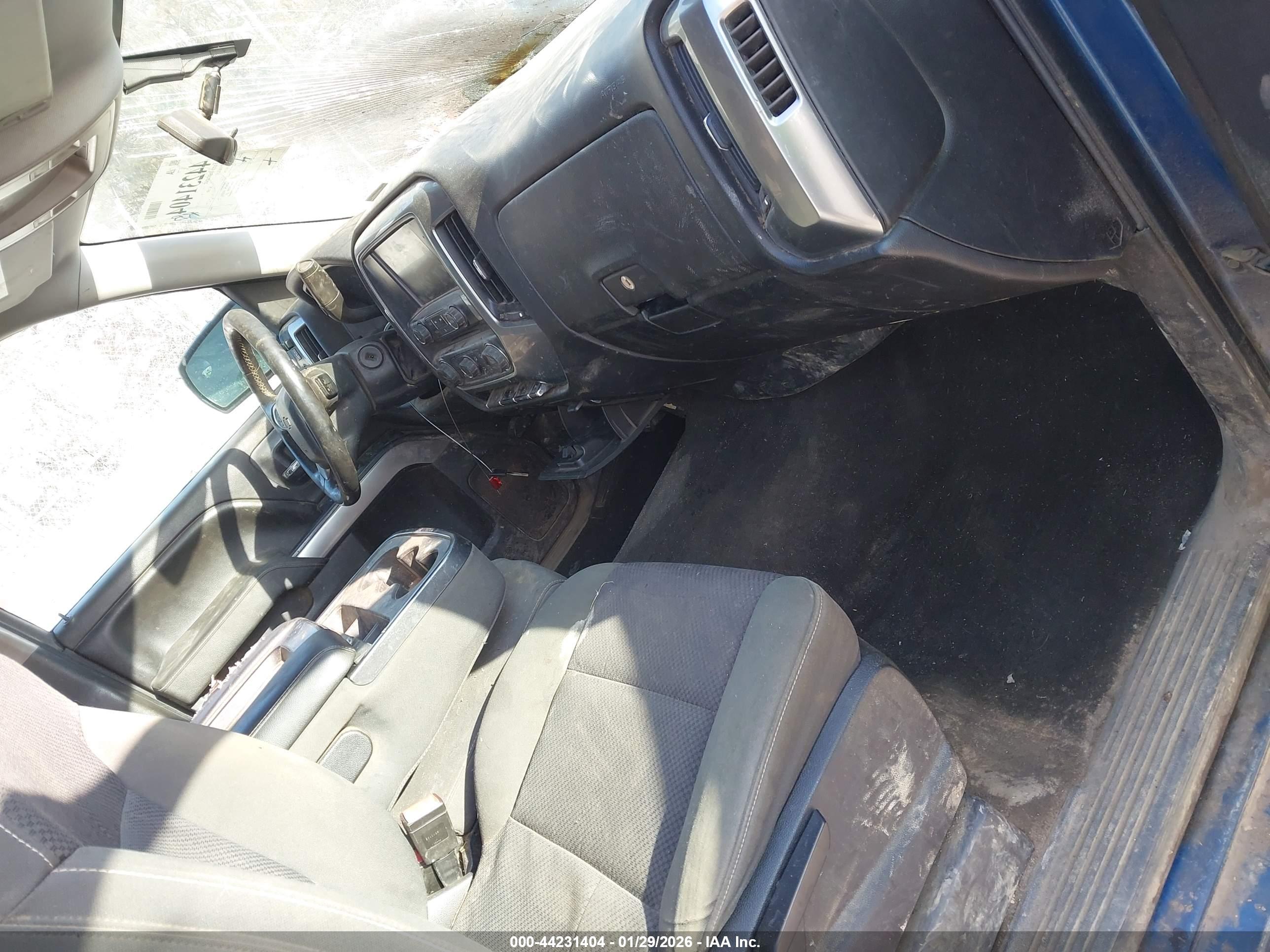 CHEVROLET SILVERADO image 5