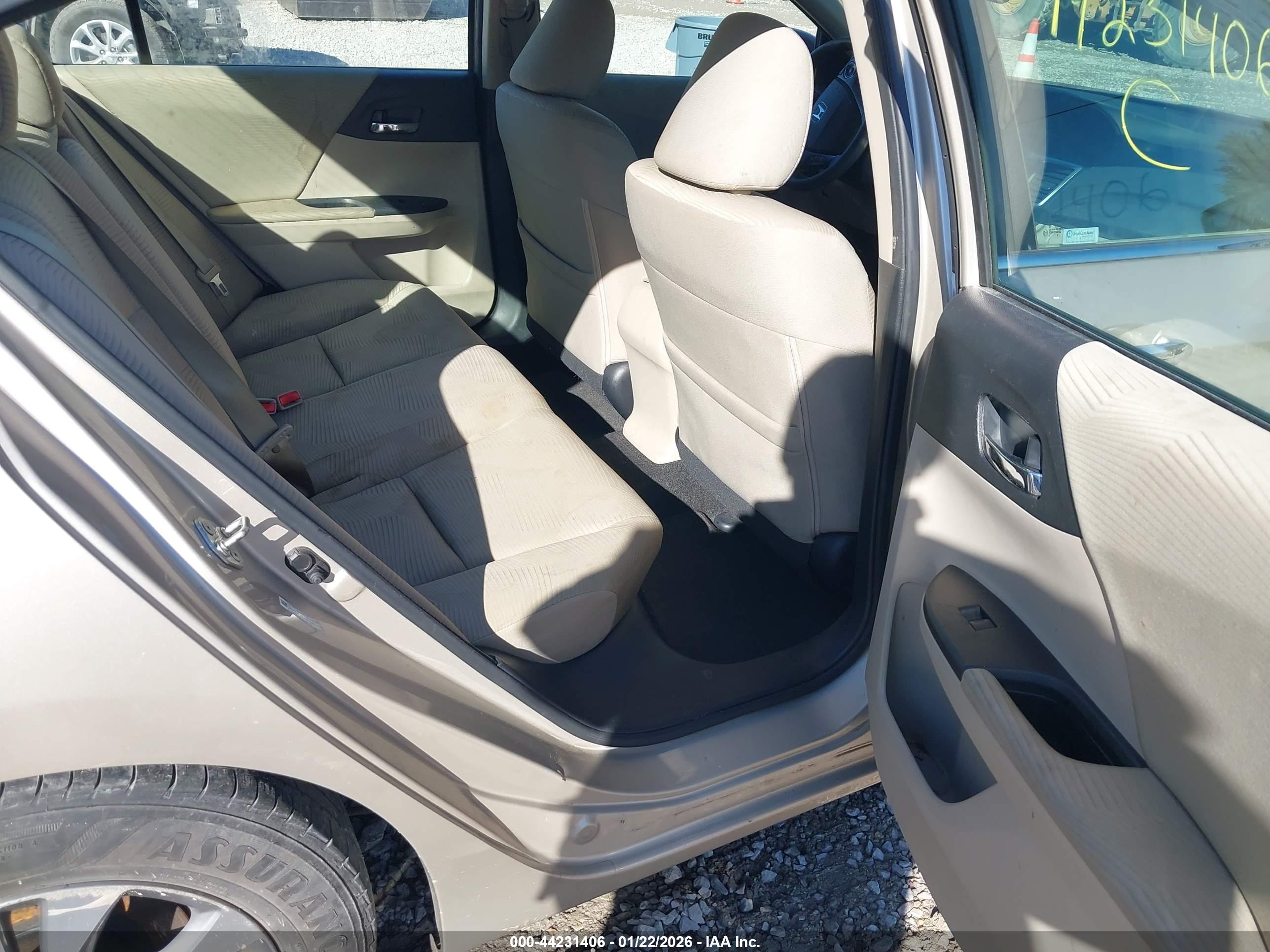HONDA ACCORD image 8