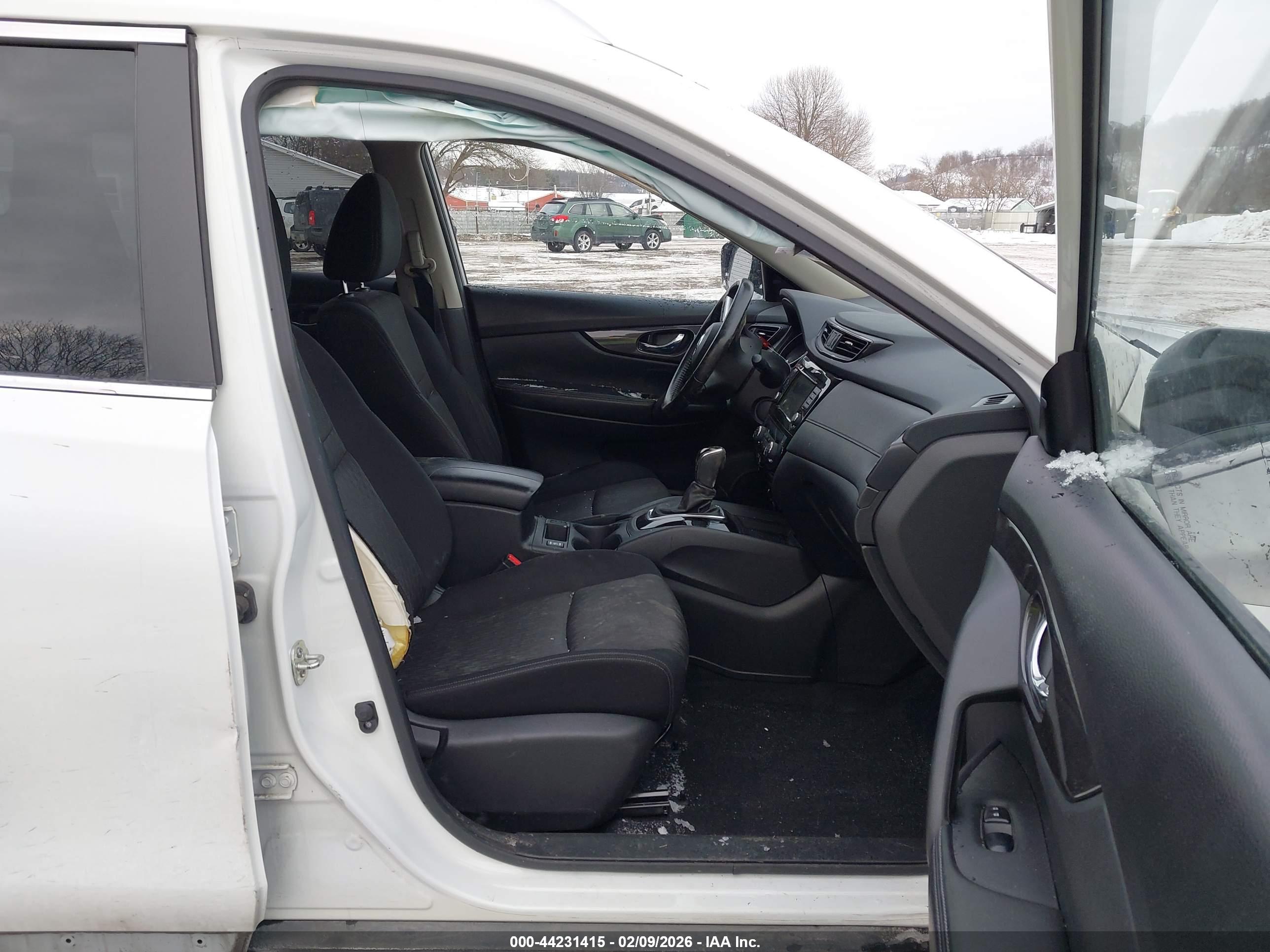 NISSAN ROGUE image 5