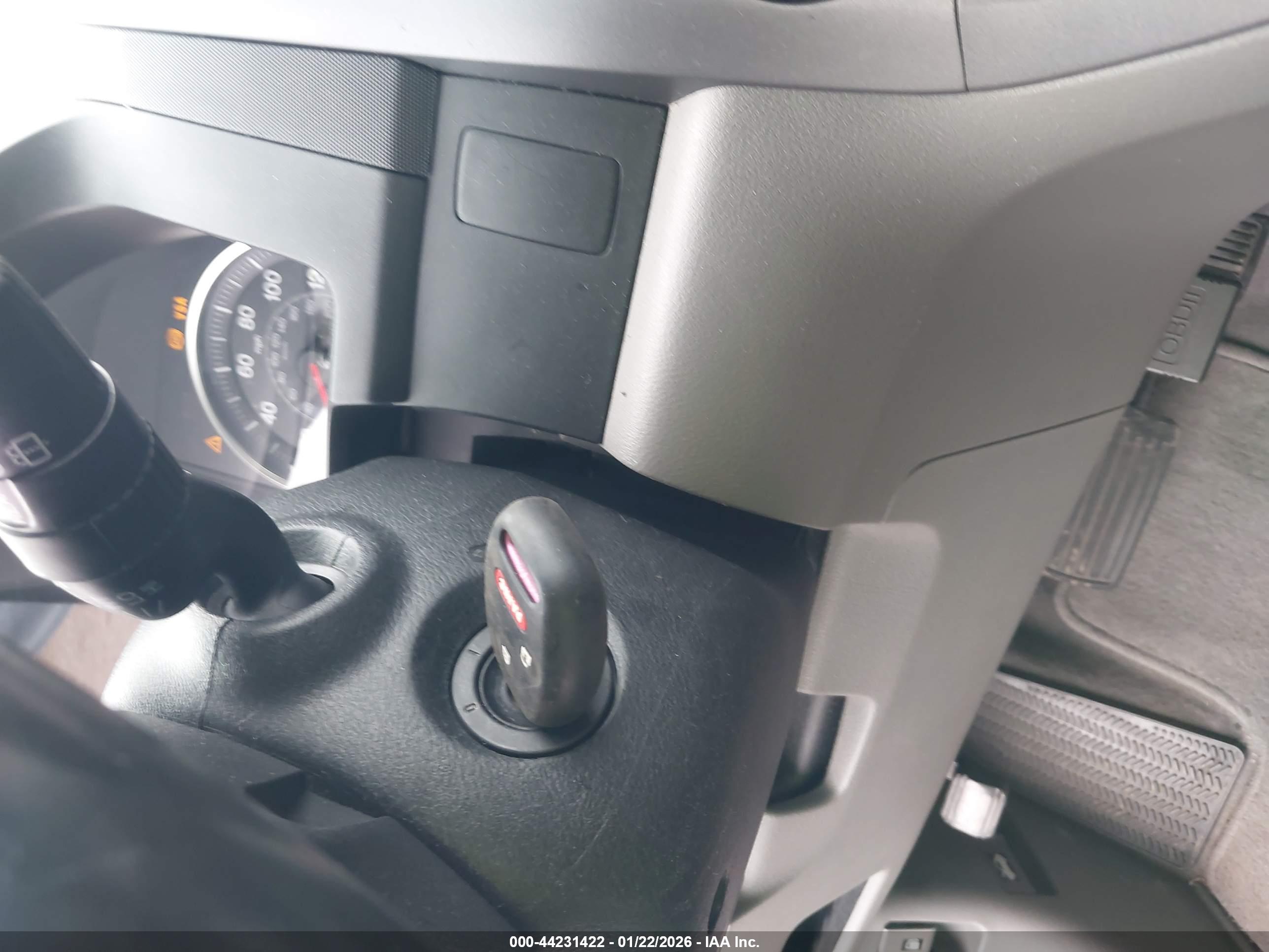 HONDA CR-V image 11