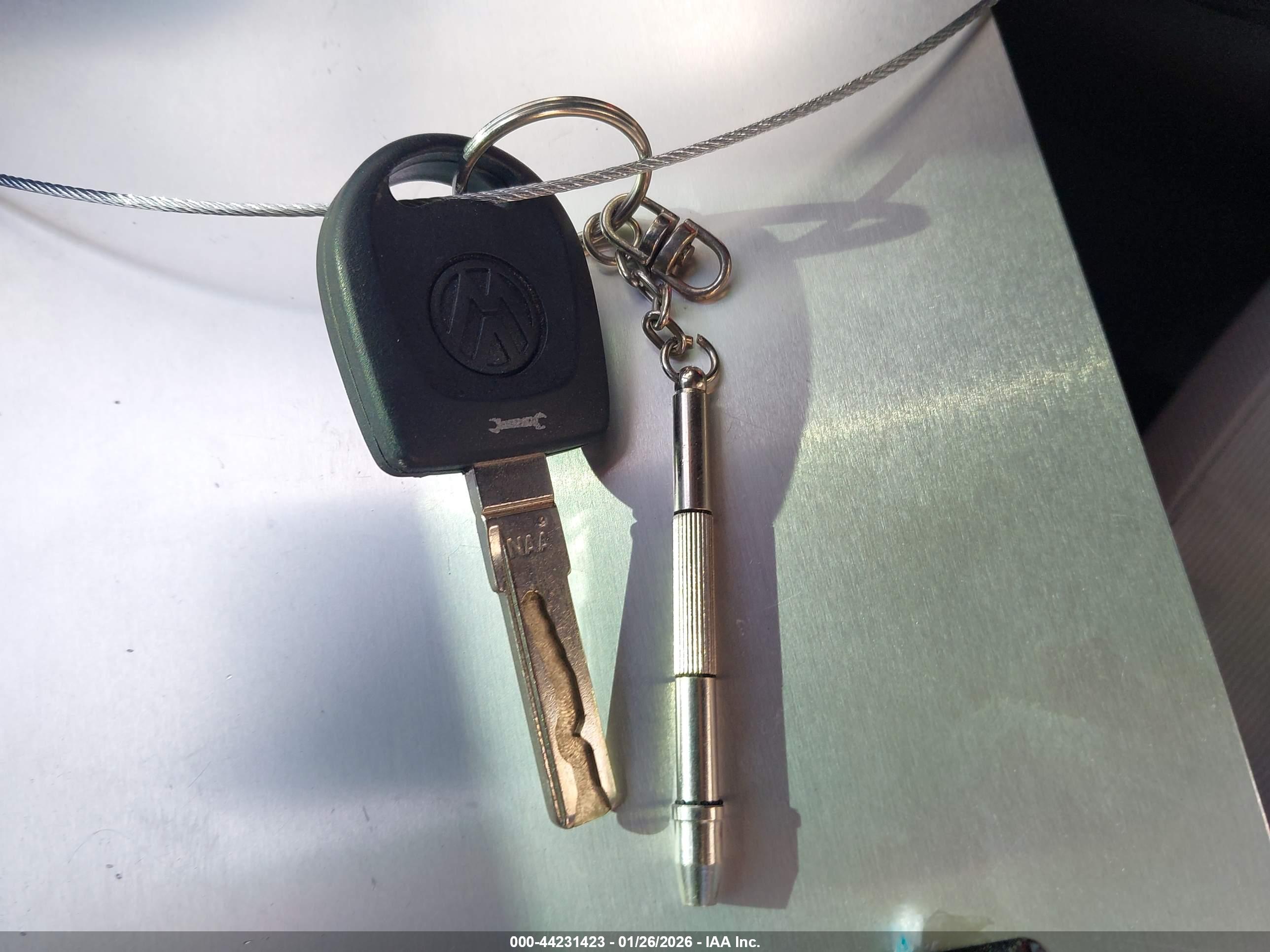 VOLKSWAGEN NEW image 11