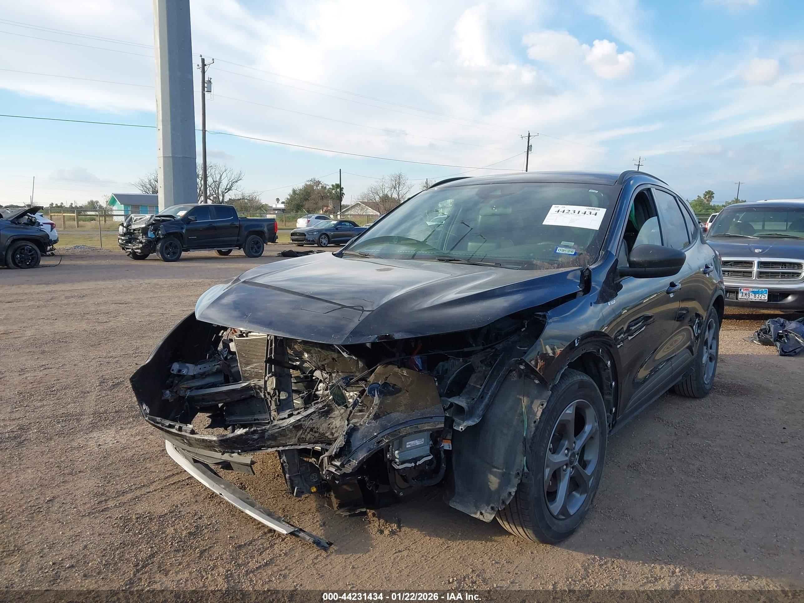 FORD ESCAPE image 6