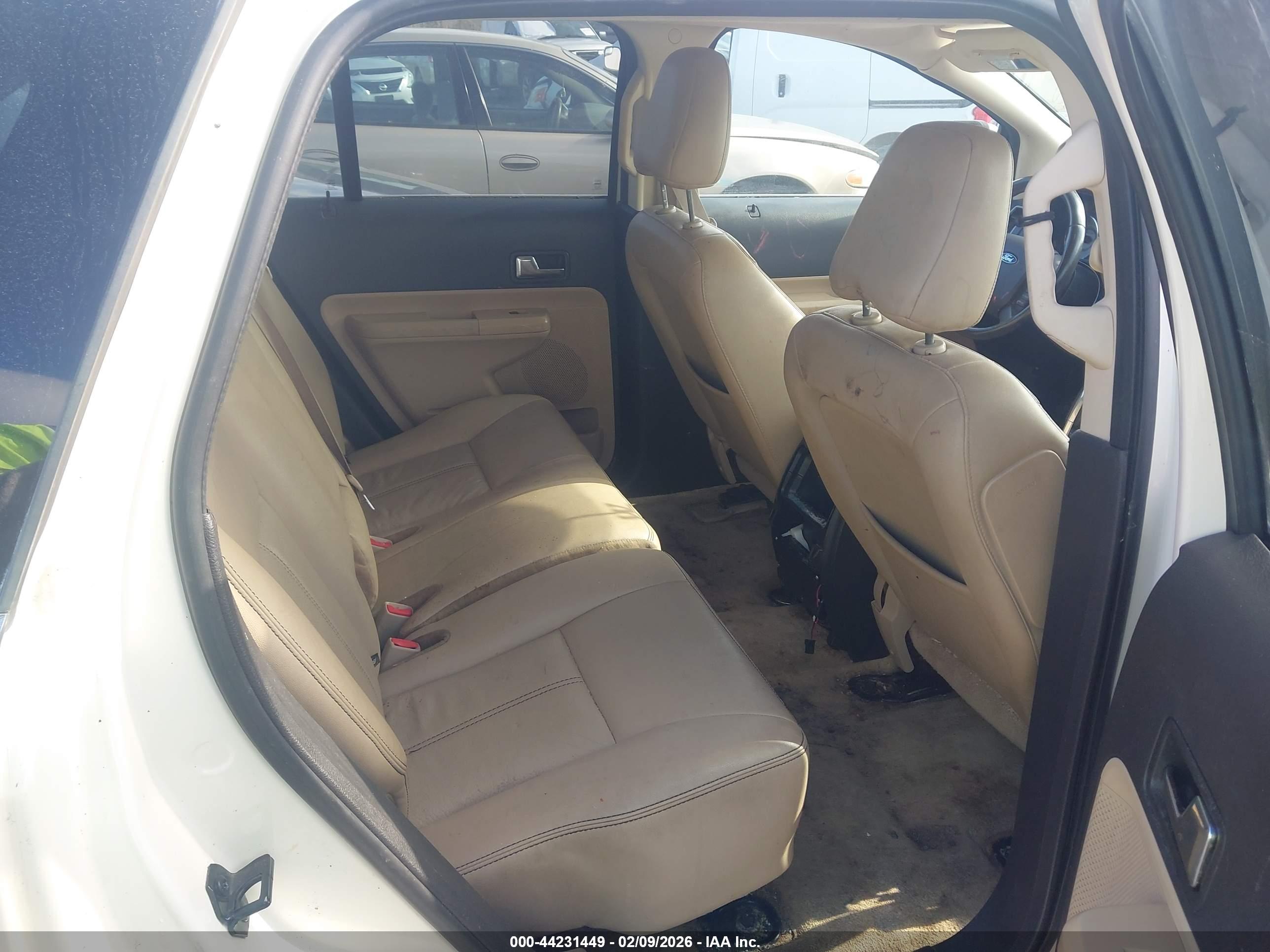 FORD EDGE image 8