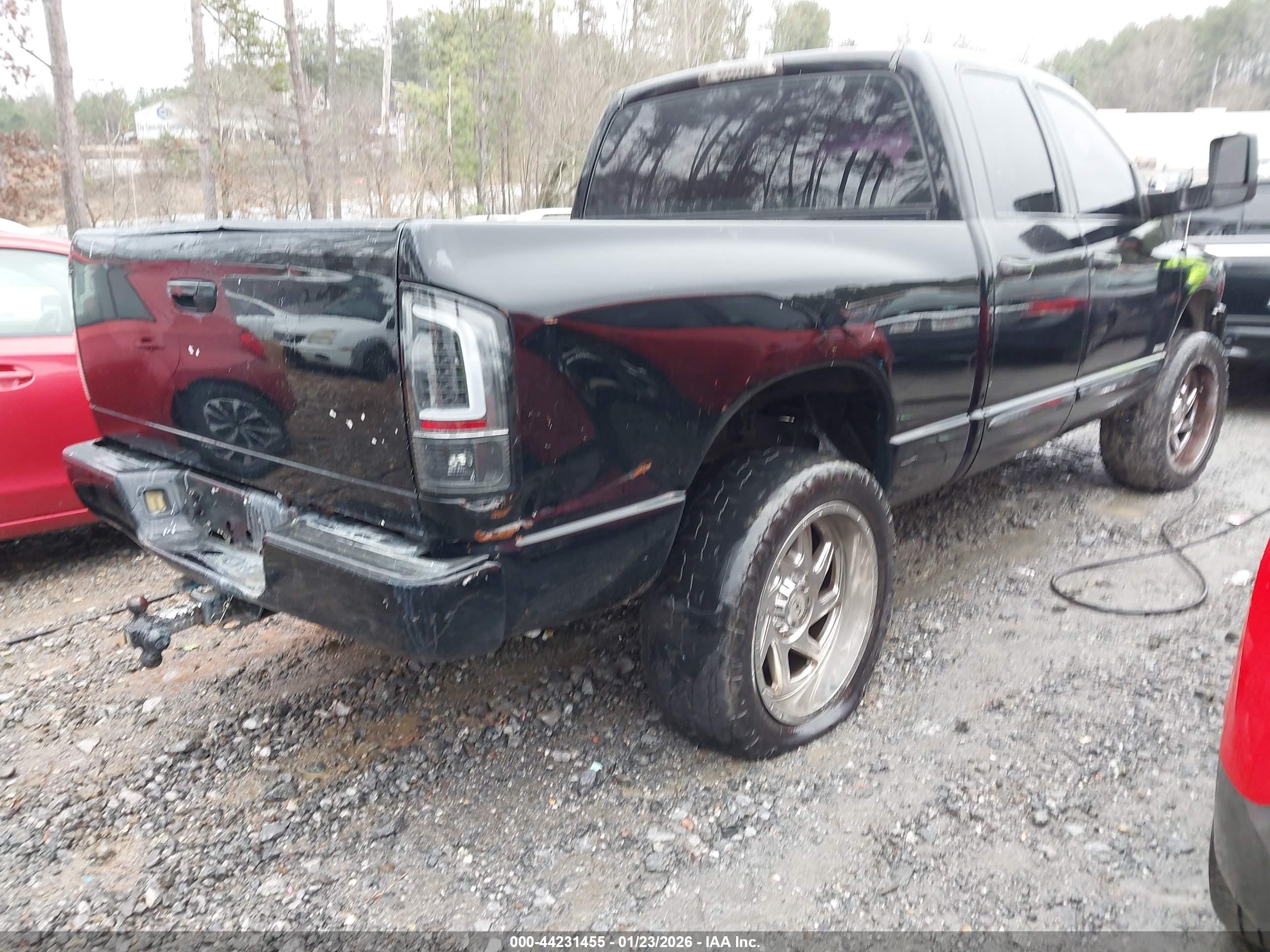 DODGE RAM image 4