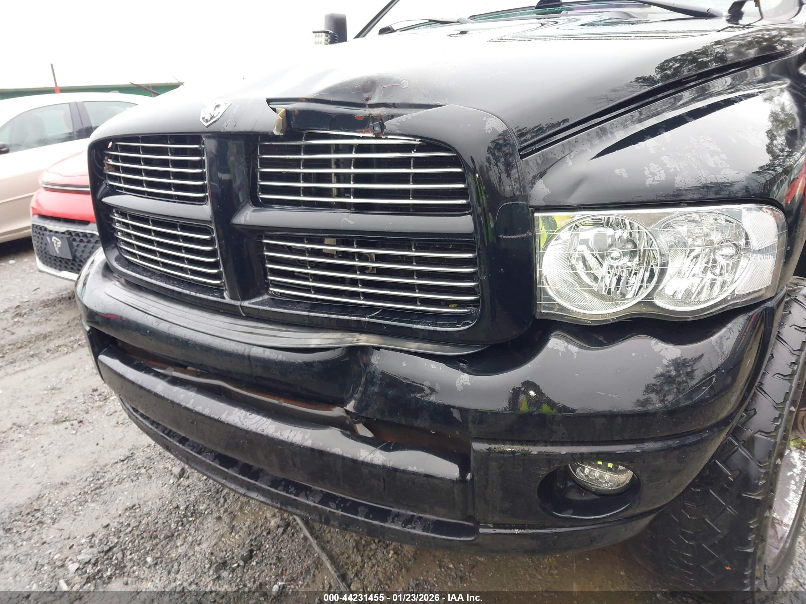 DODGE RAM image 6