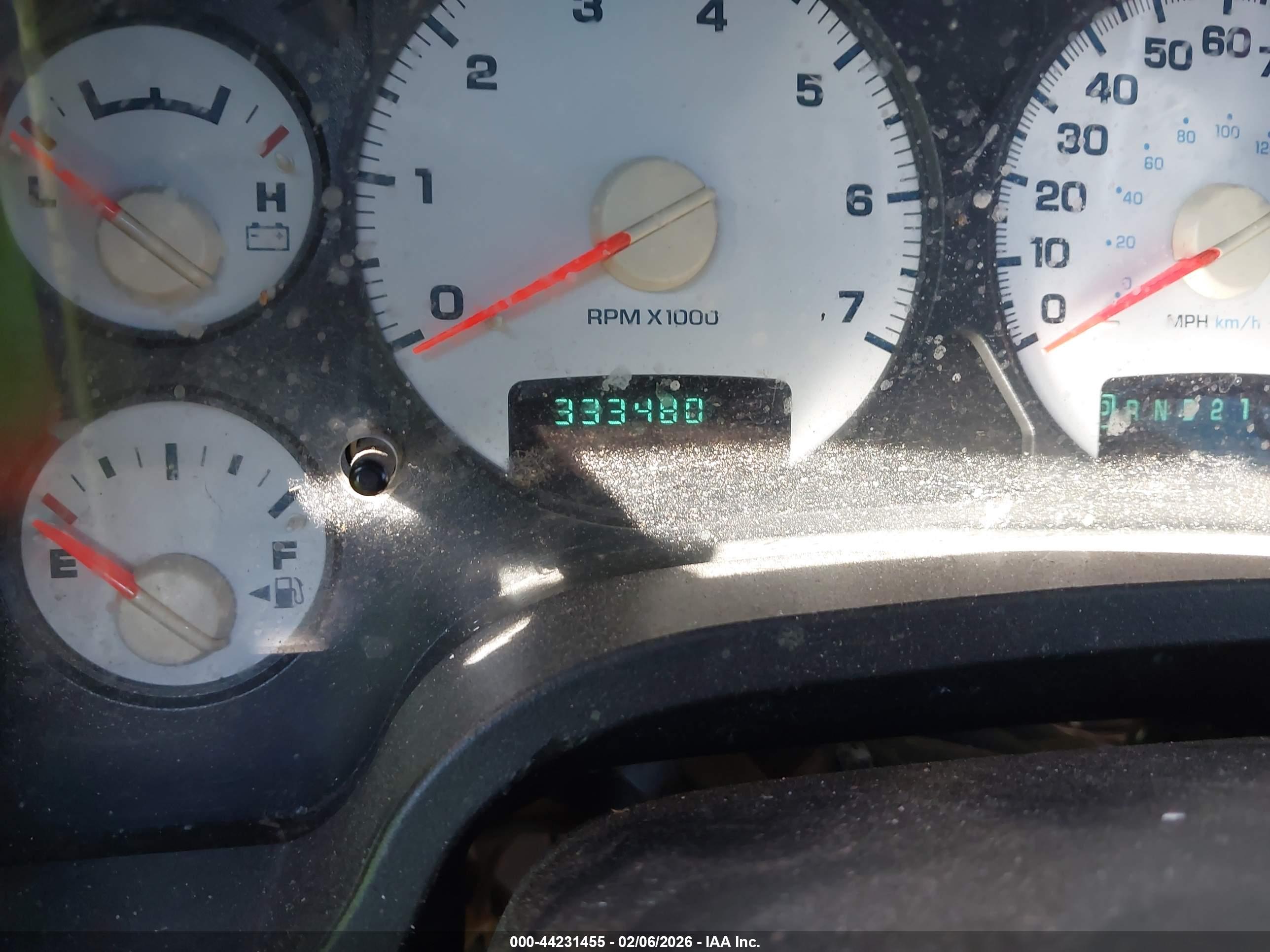 DODGE RAM image 7
