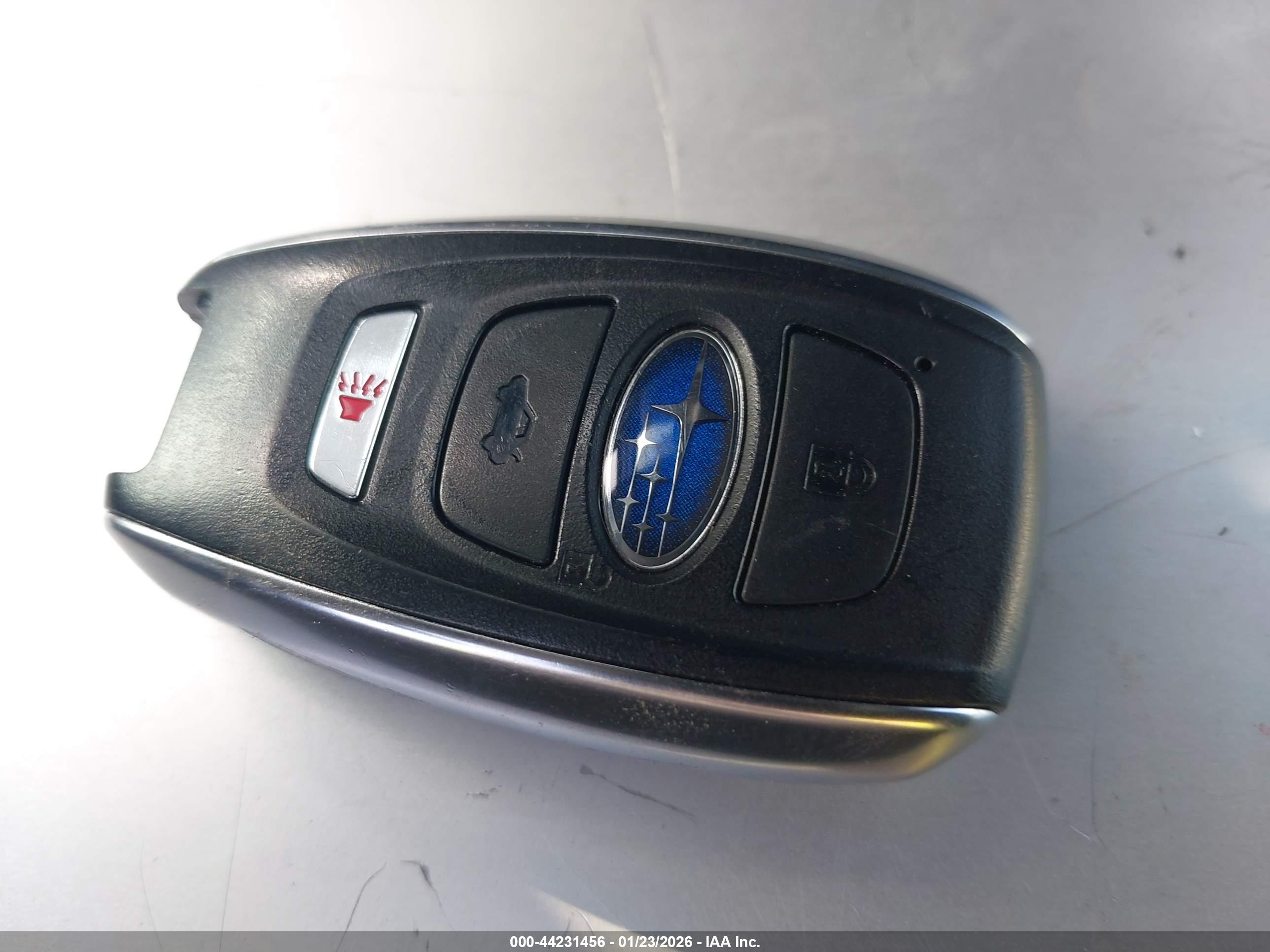 SUBARU OUTBACK image 11
