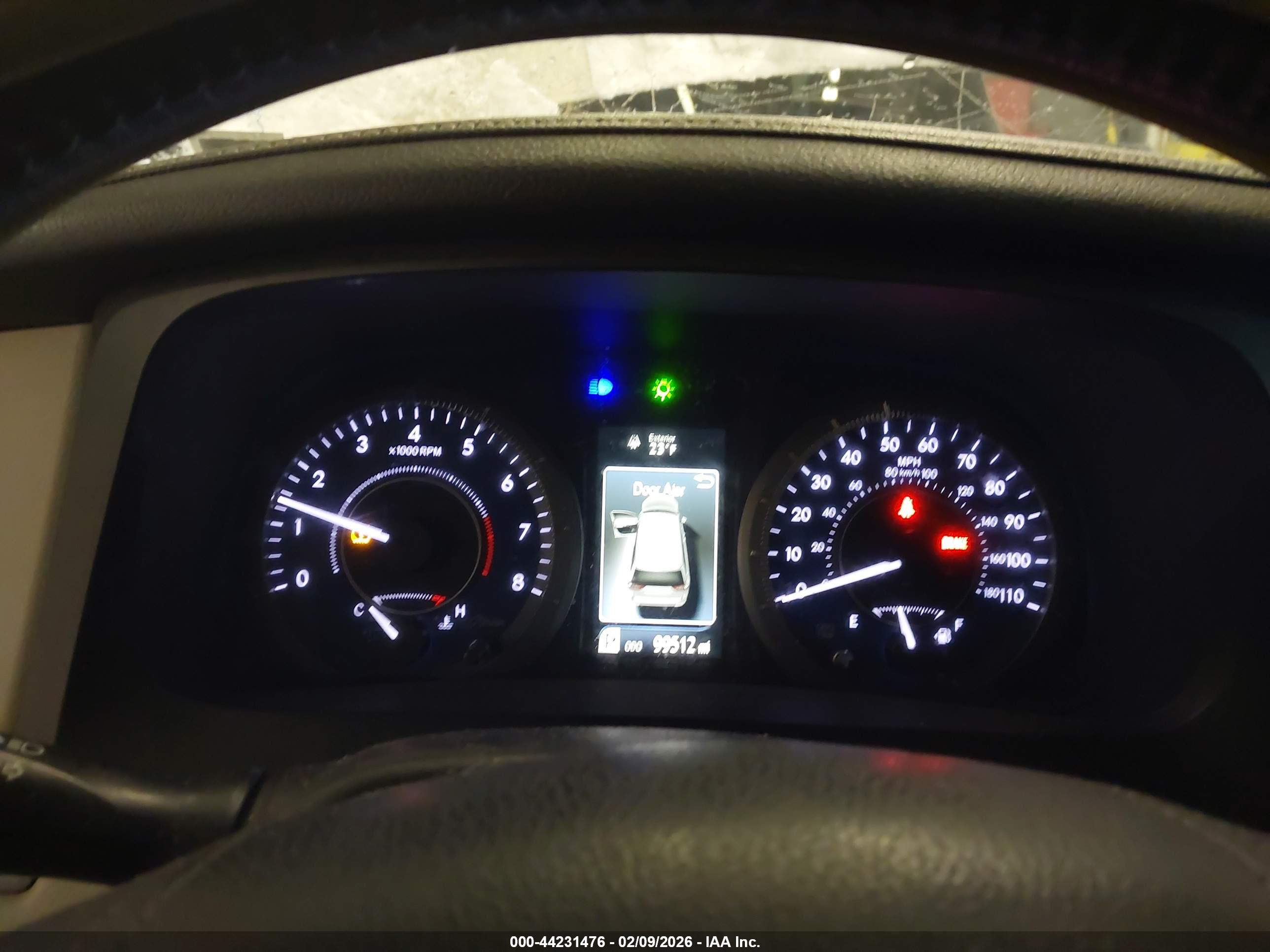 TOYOTA SIENNA image 7