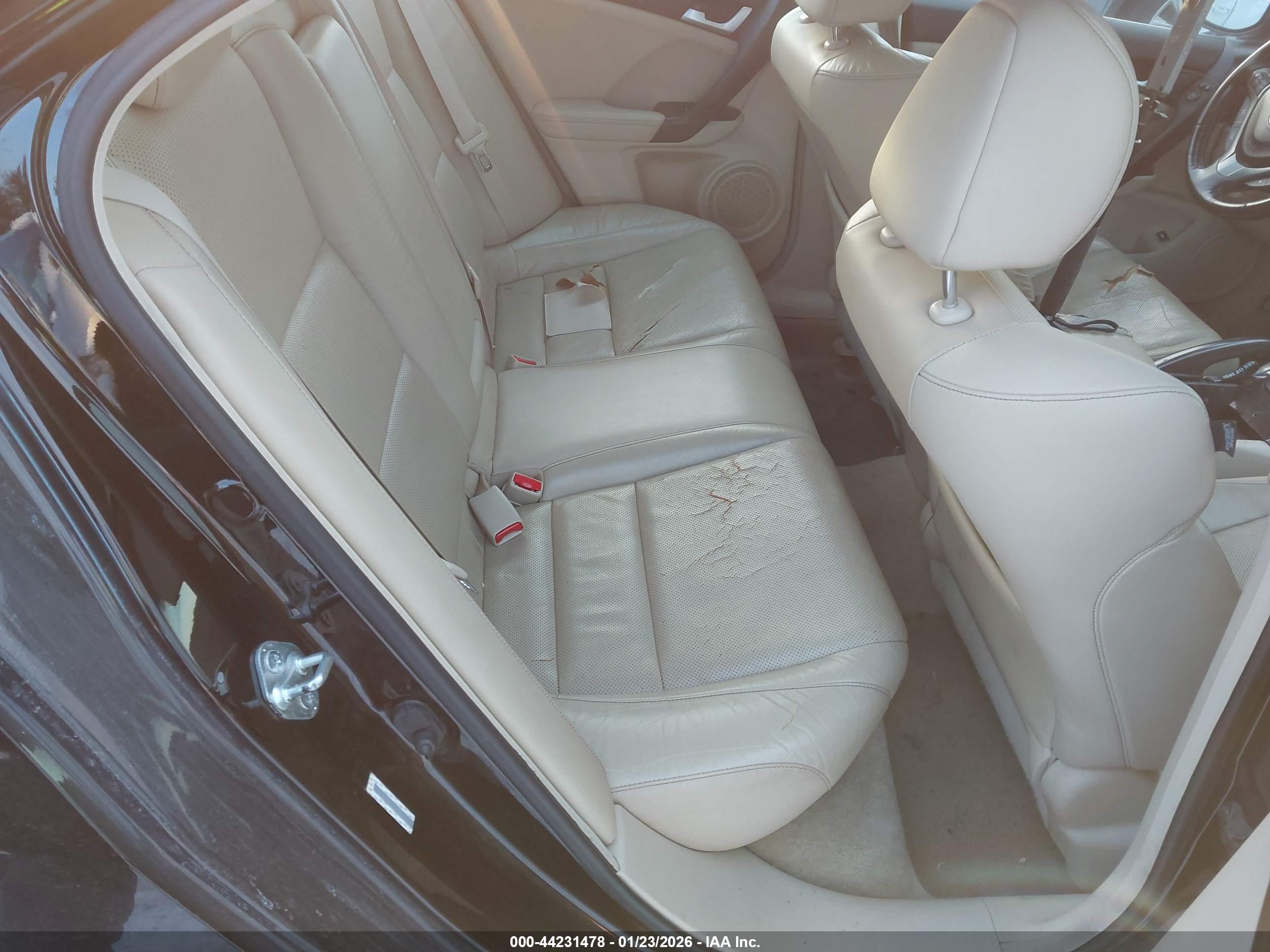 ACURA TSX image 8