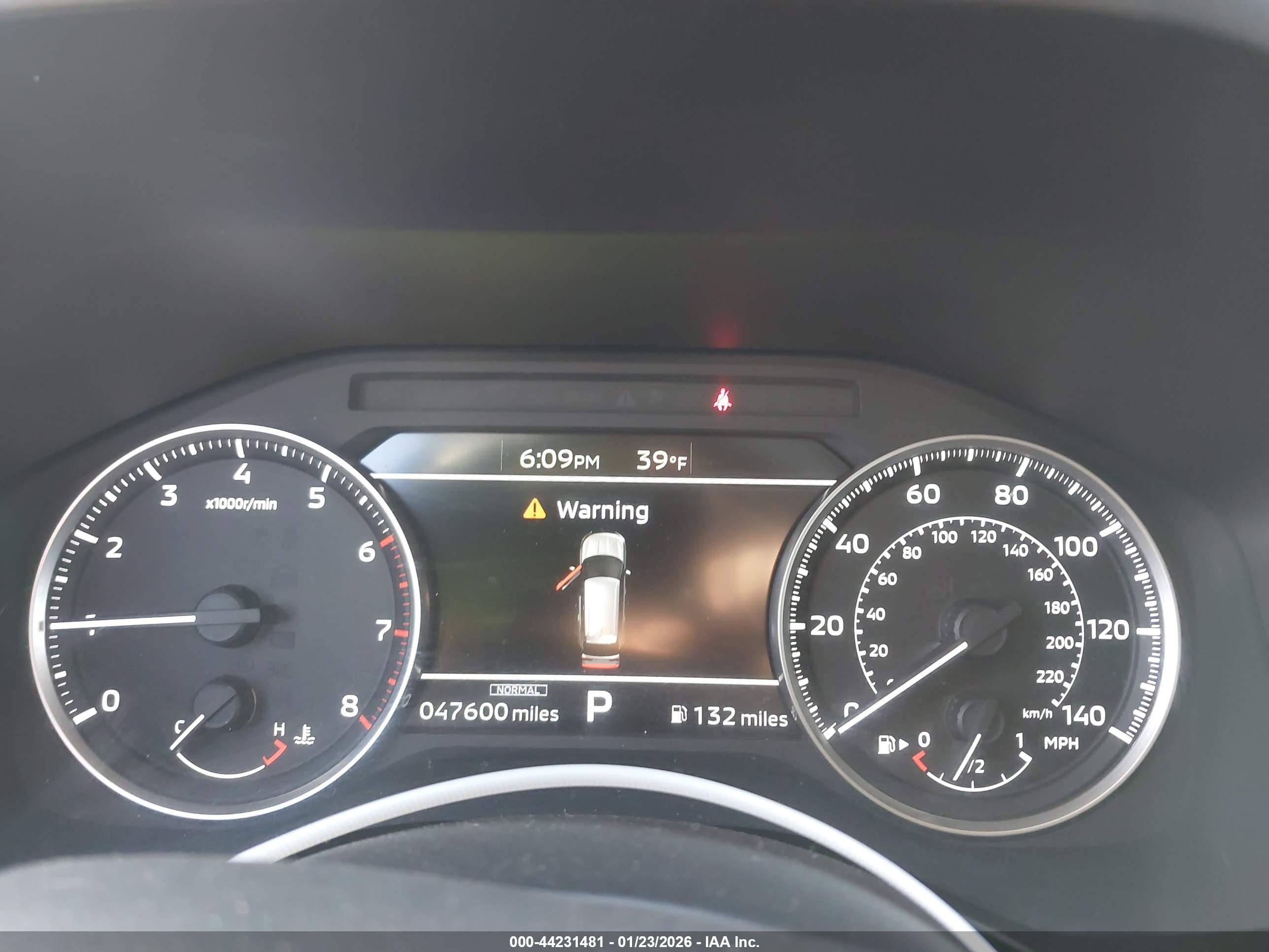 MITSUBISHI OUTLANDER image 7