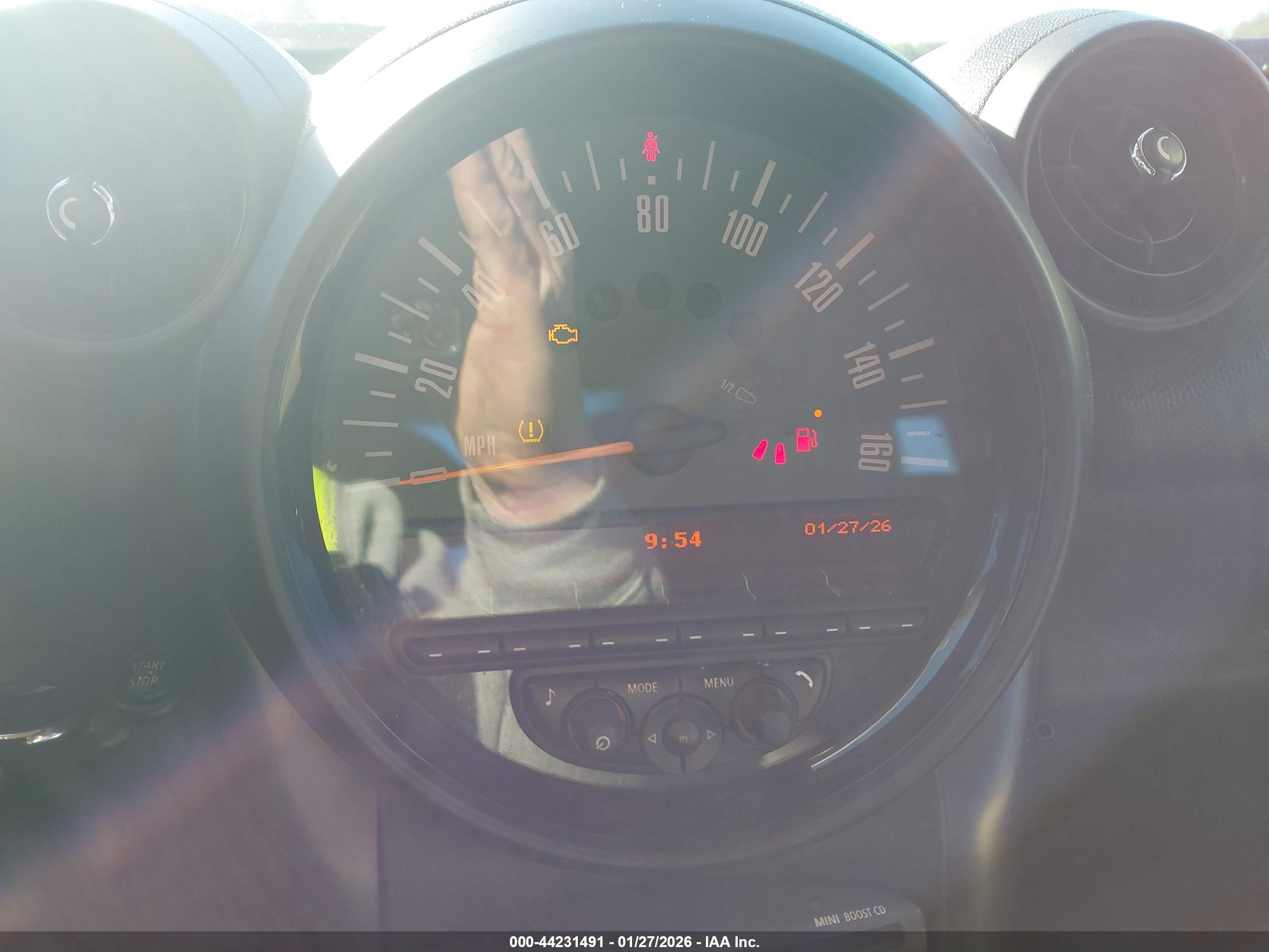 MINI COUNTRYMAN image 7