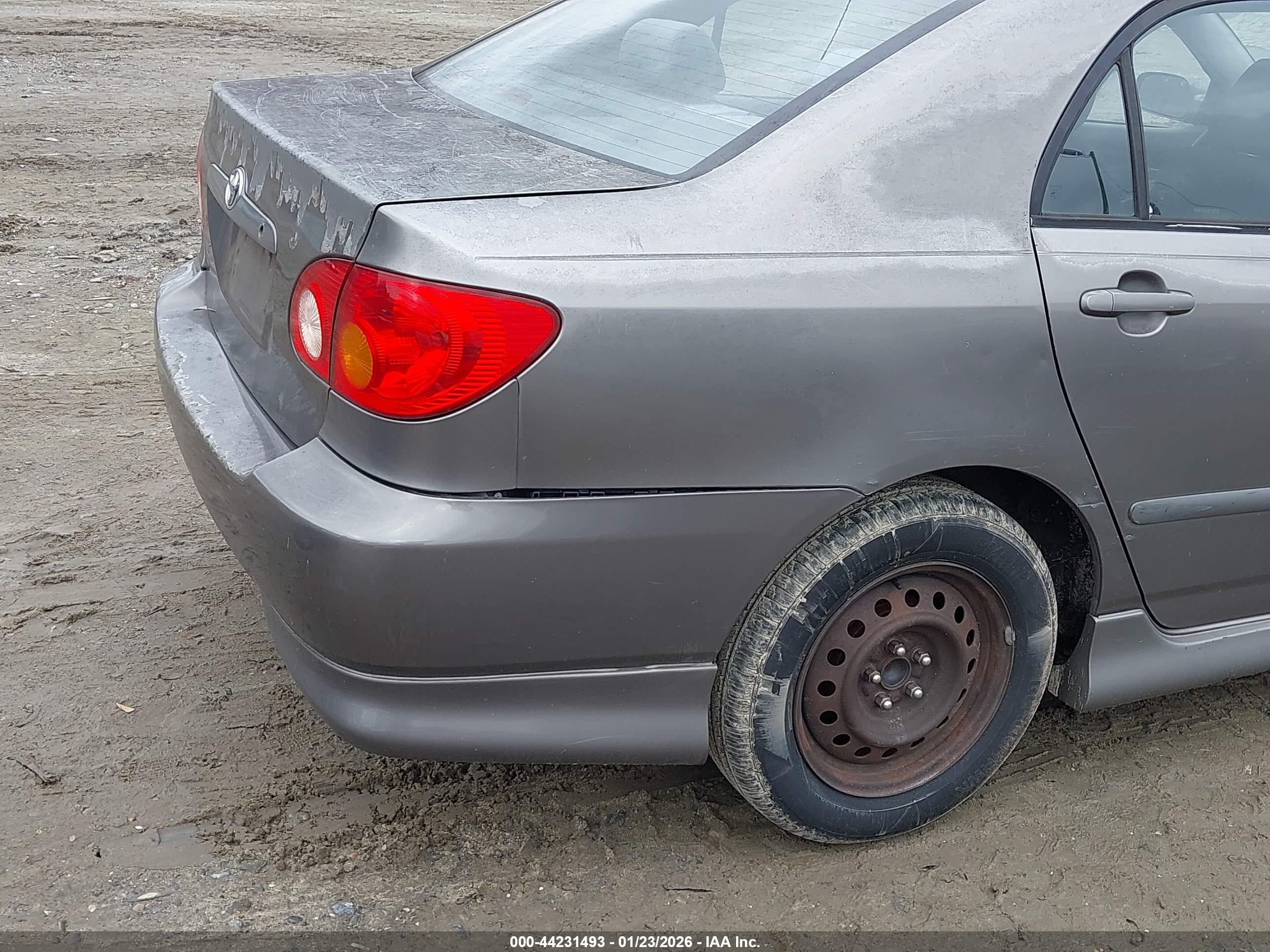 TOYOTA COROLLA image 6
