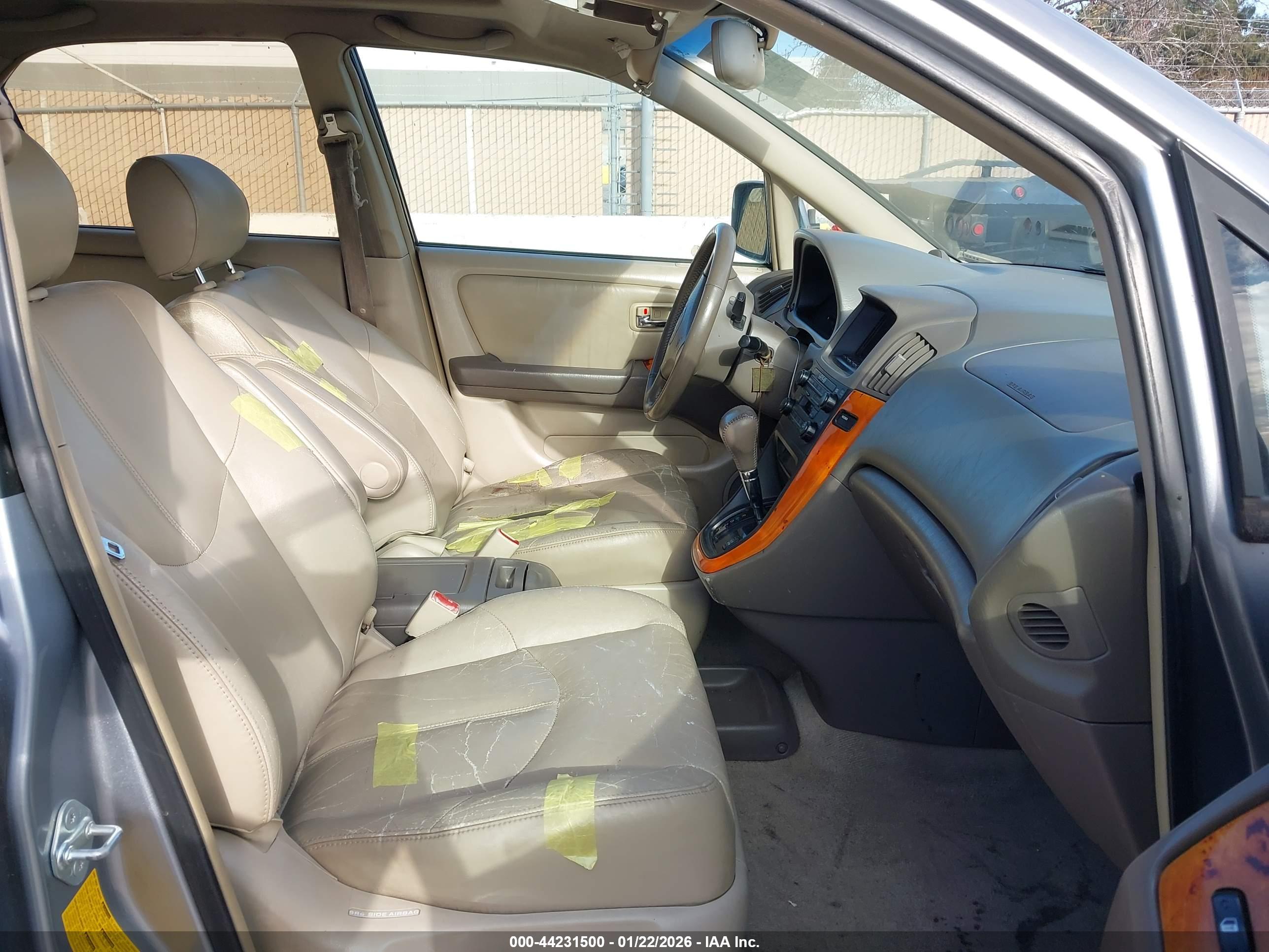 LEXUS RX image 5