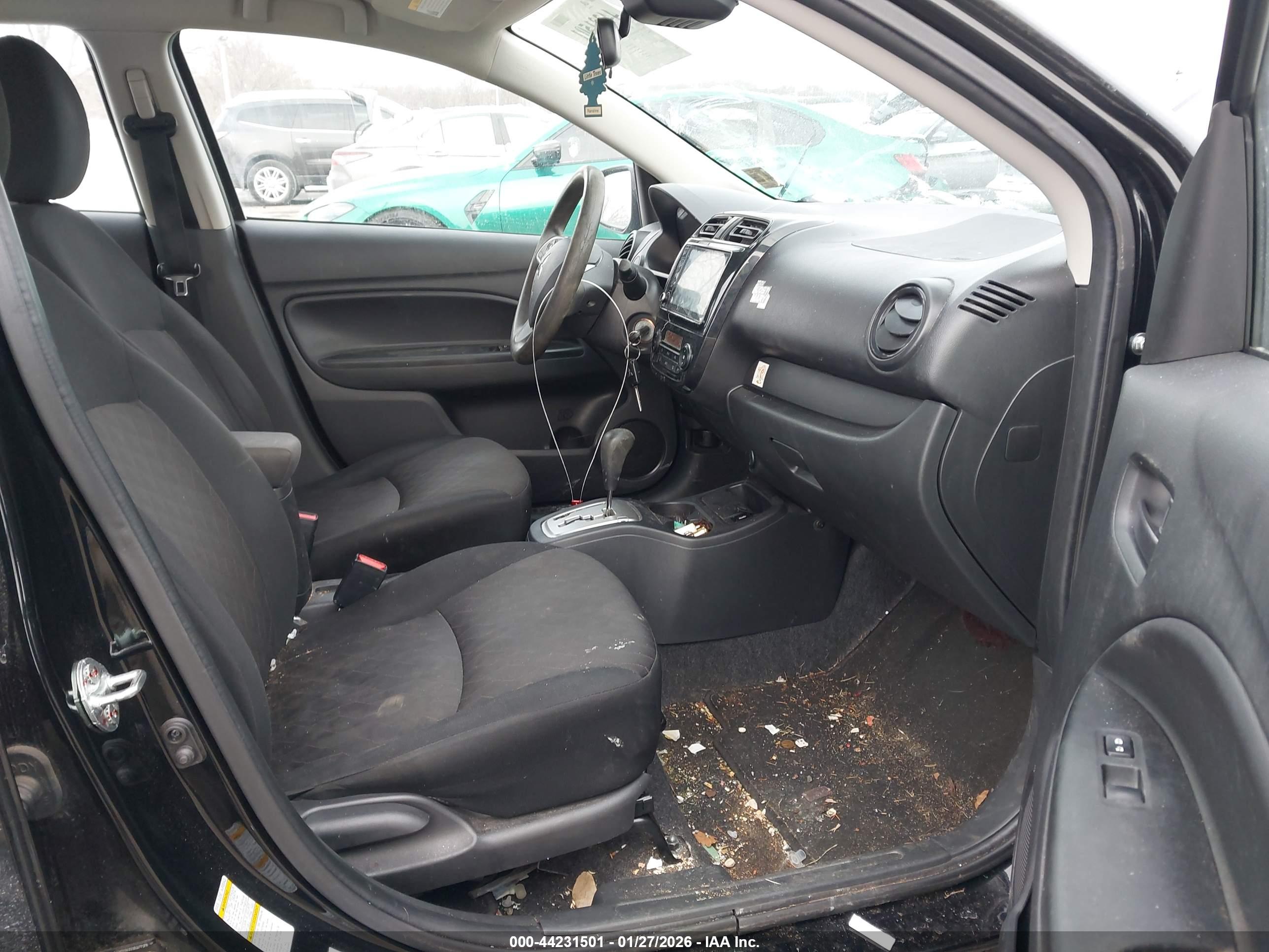 MITSUBISHI MIRAGE image 5