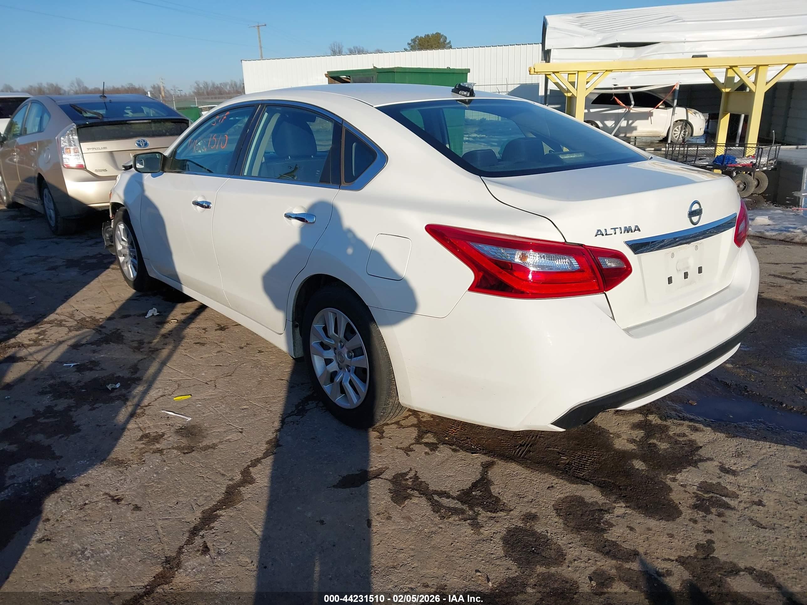 NISSAN ALTIMA image 3